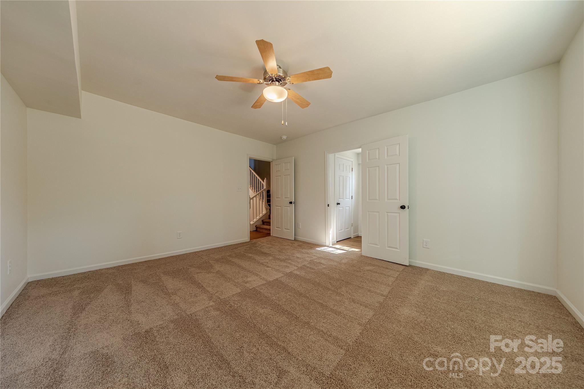 214 E Washington Avenue