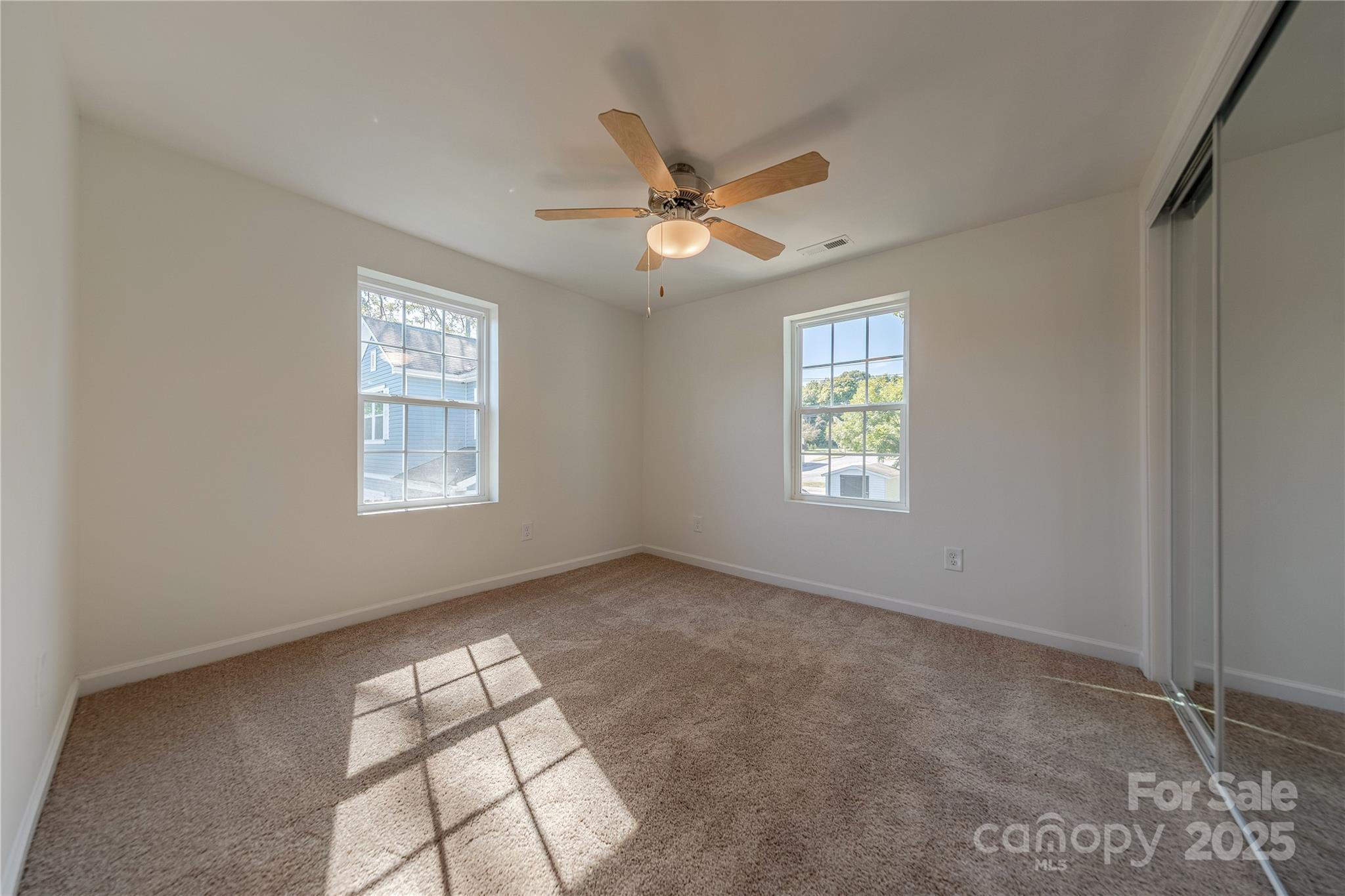 214 E Washington Avenue