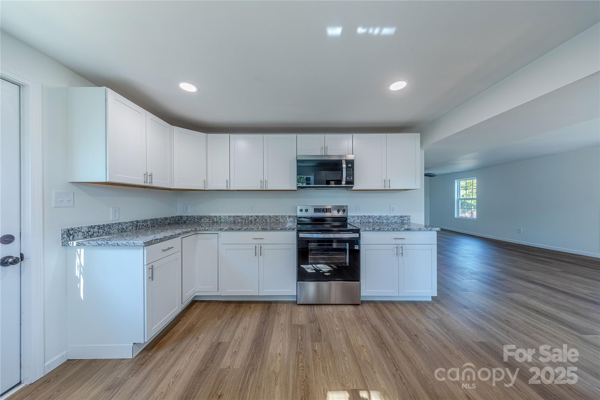 214 E Washington Avenue