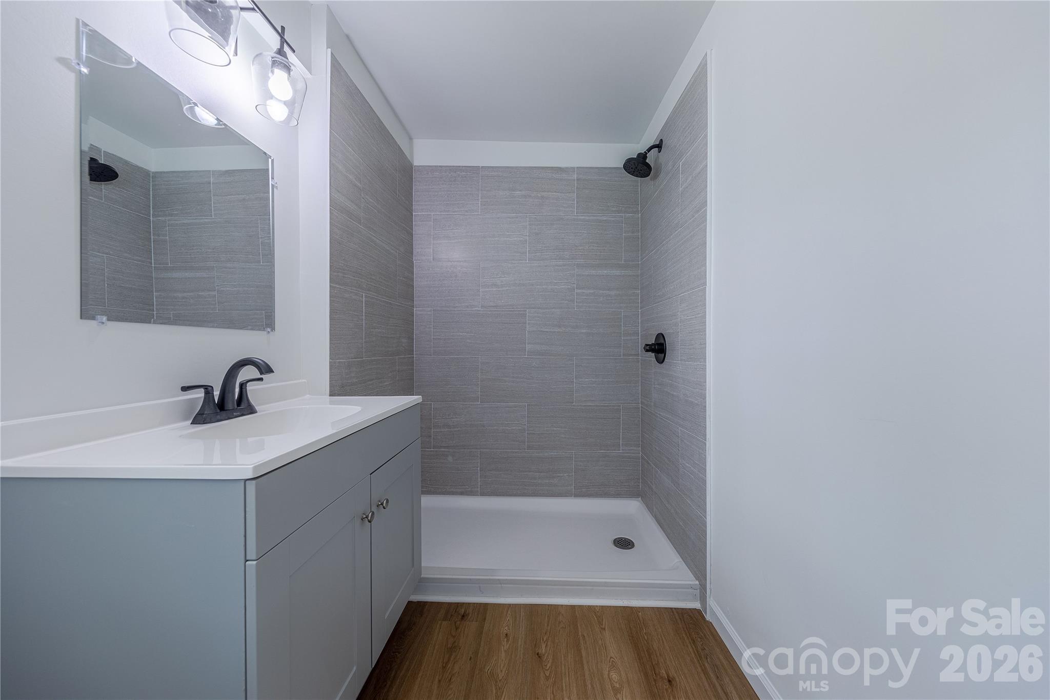 214 E Washington Avenue