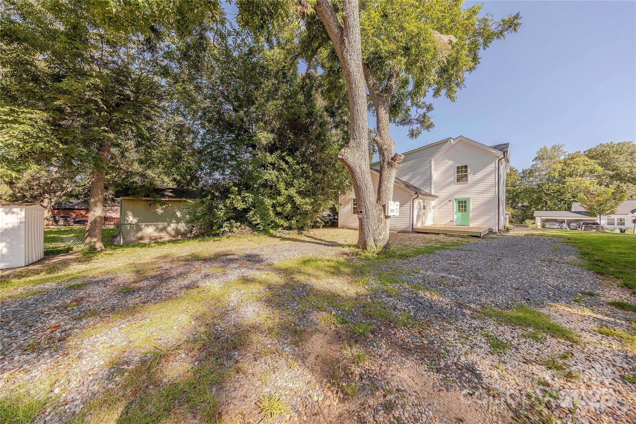 214 E Washington Avenue