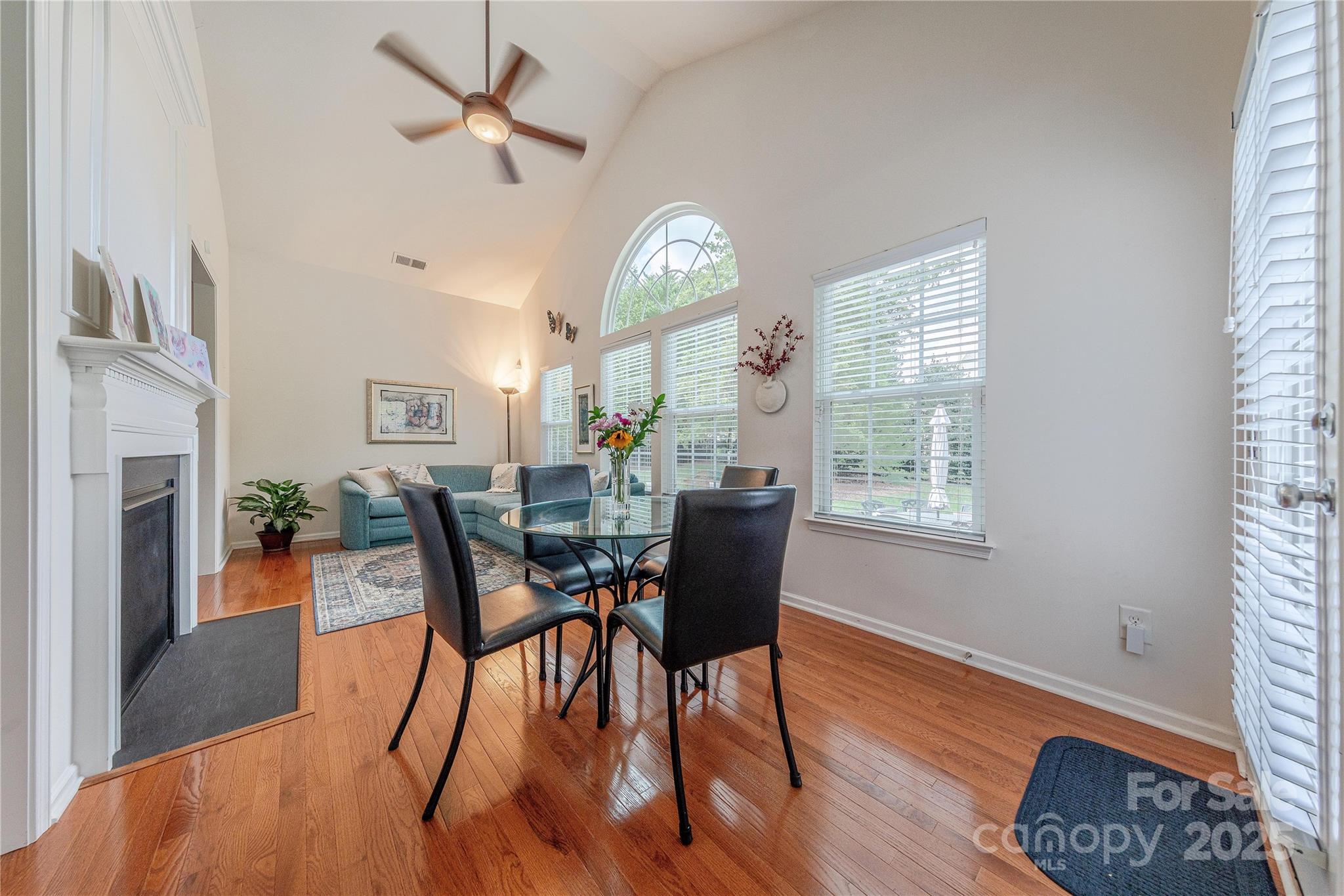 10213 Benderloch Drive