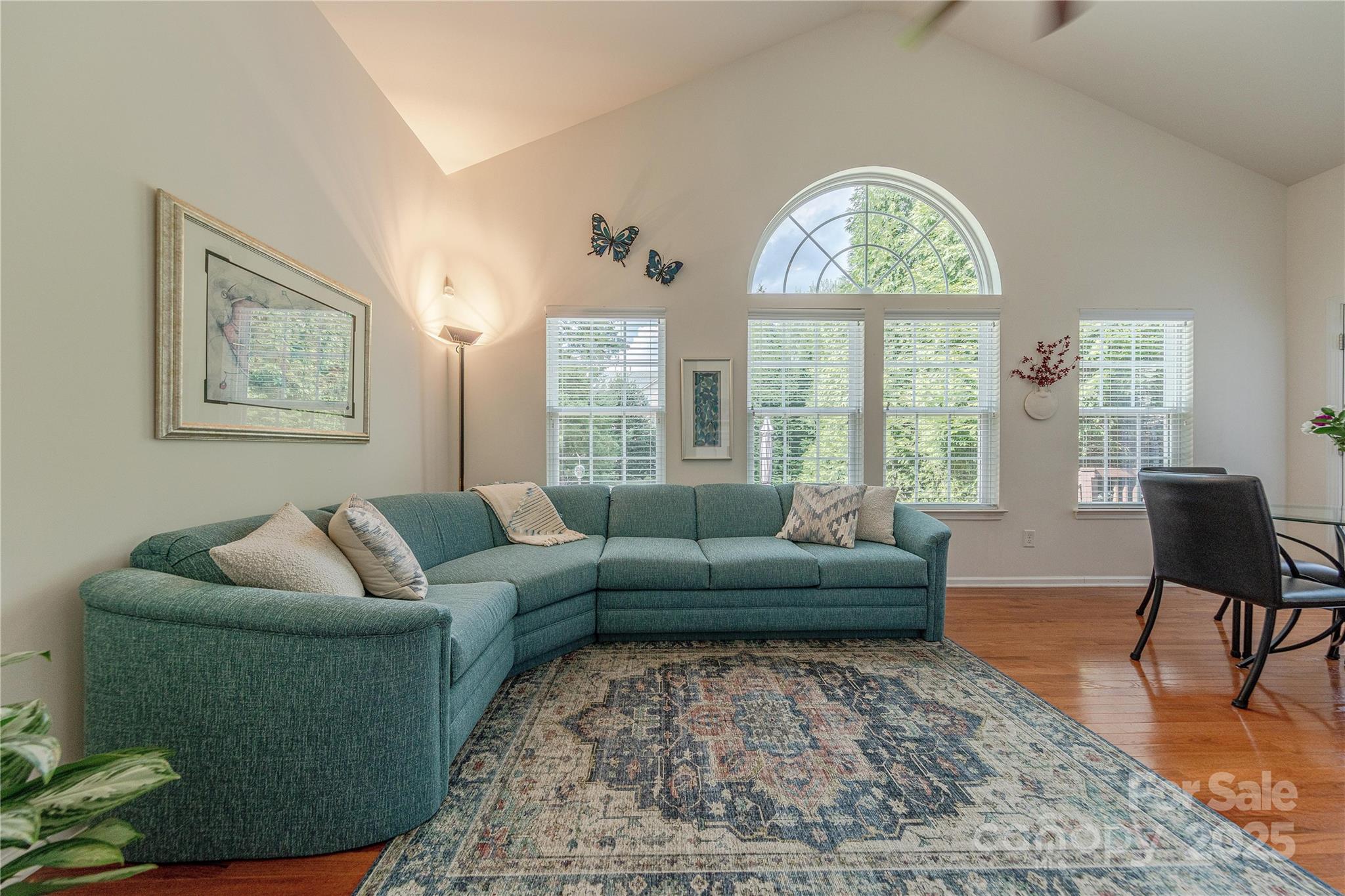 10213 Benderloch Drive