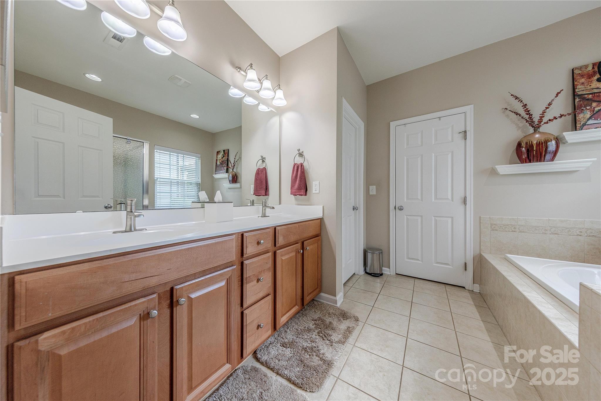 10213 Benderloch Drive