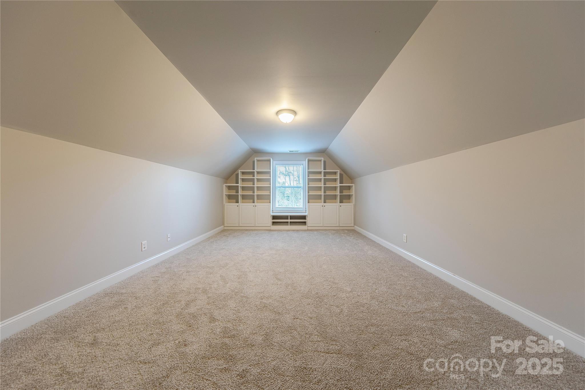 9913 Hazelview Drive