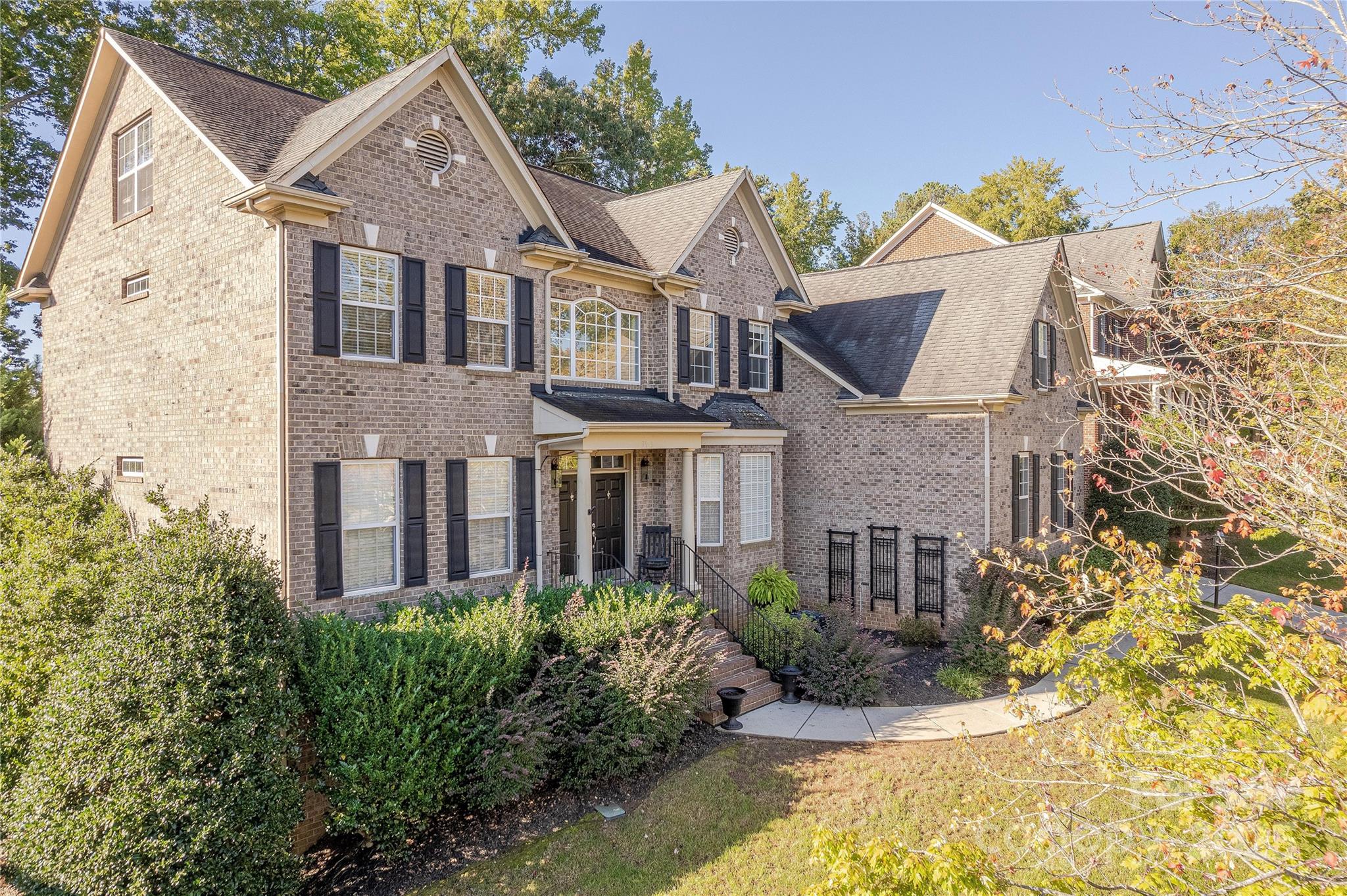 9913 Hazelview Drive