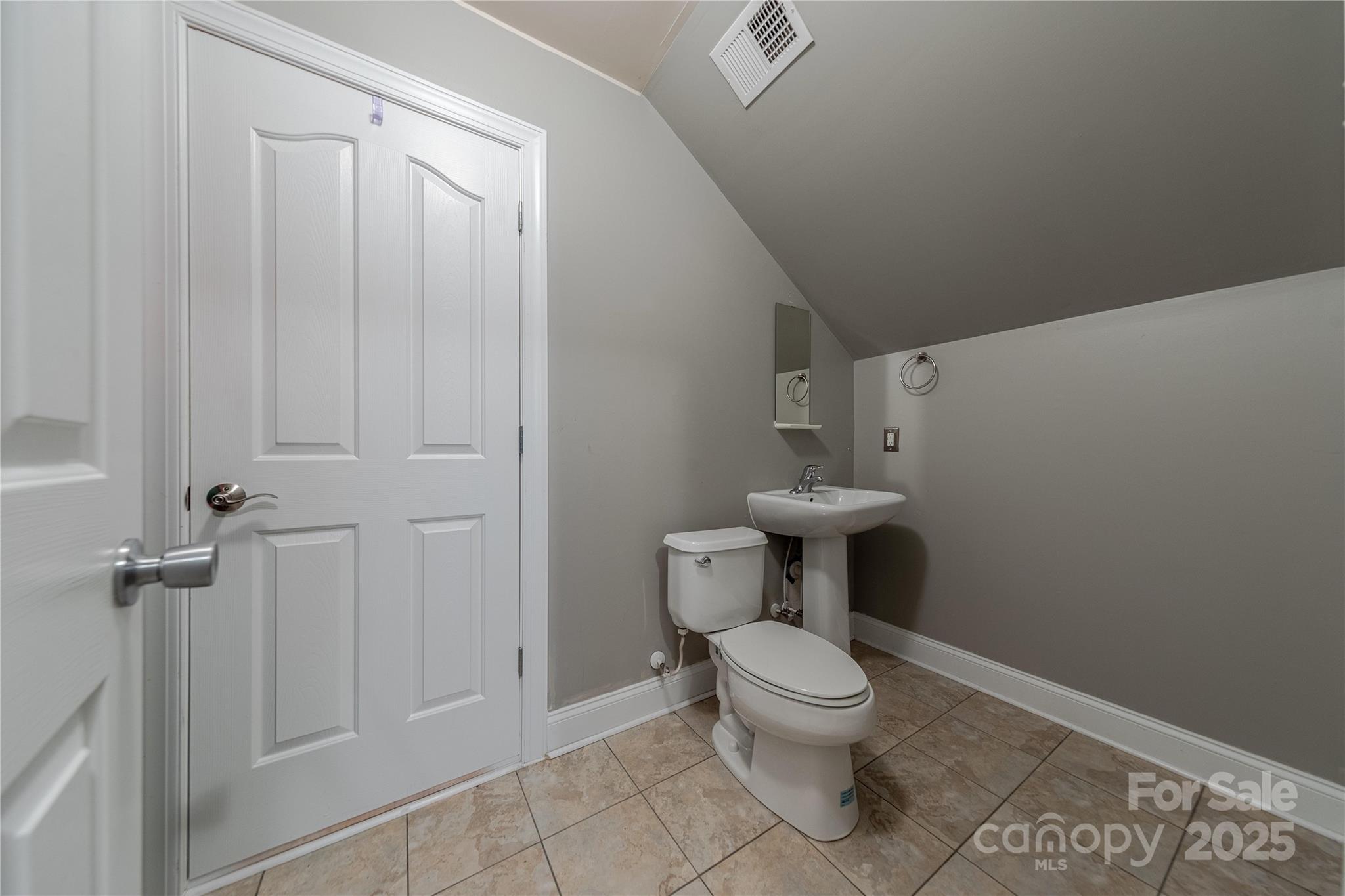 9913 Hazelview Drive