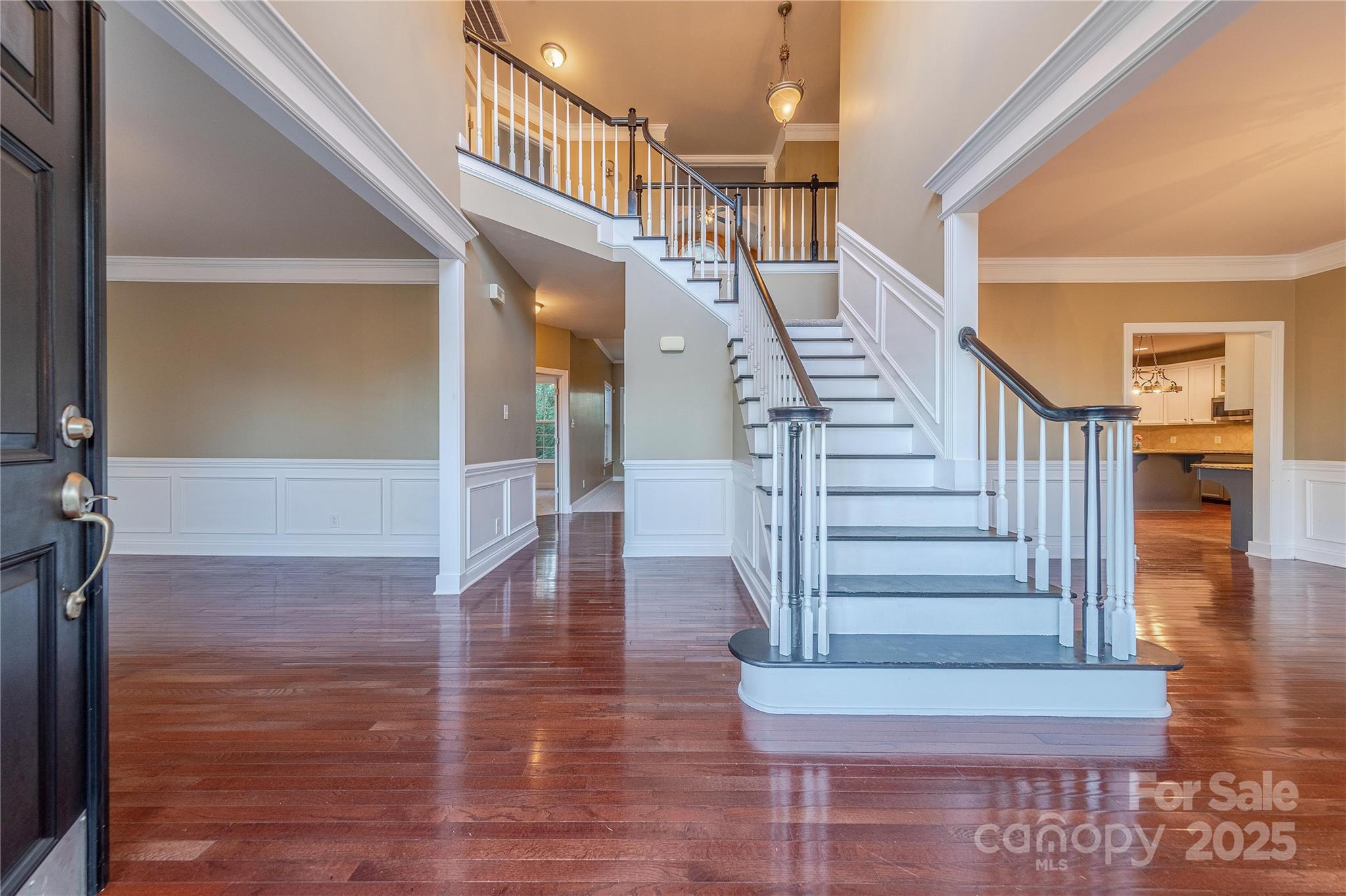 9913 Hazelview Drive