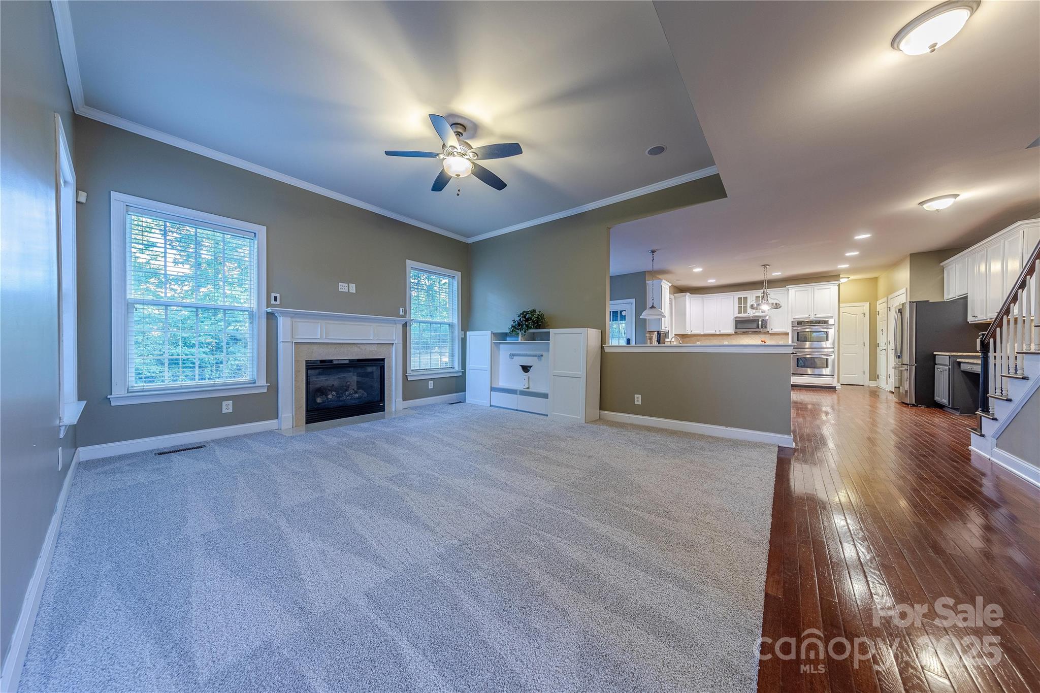 9913 Hazelview Drive