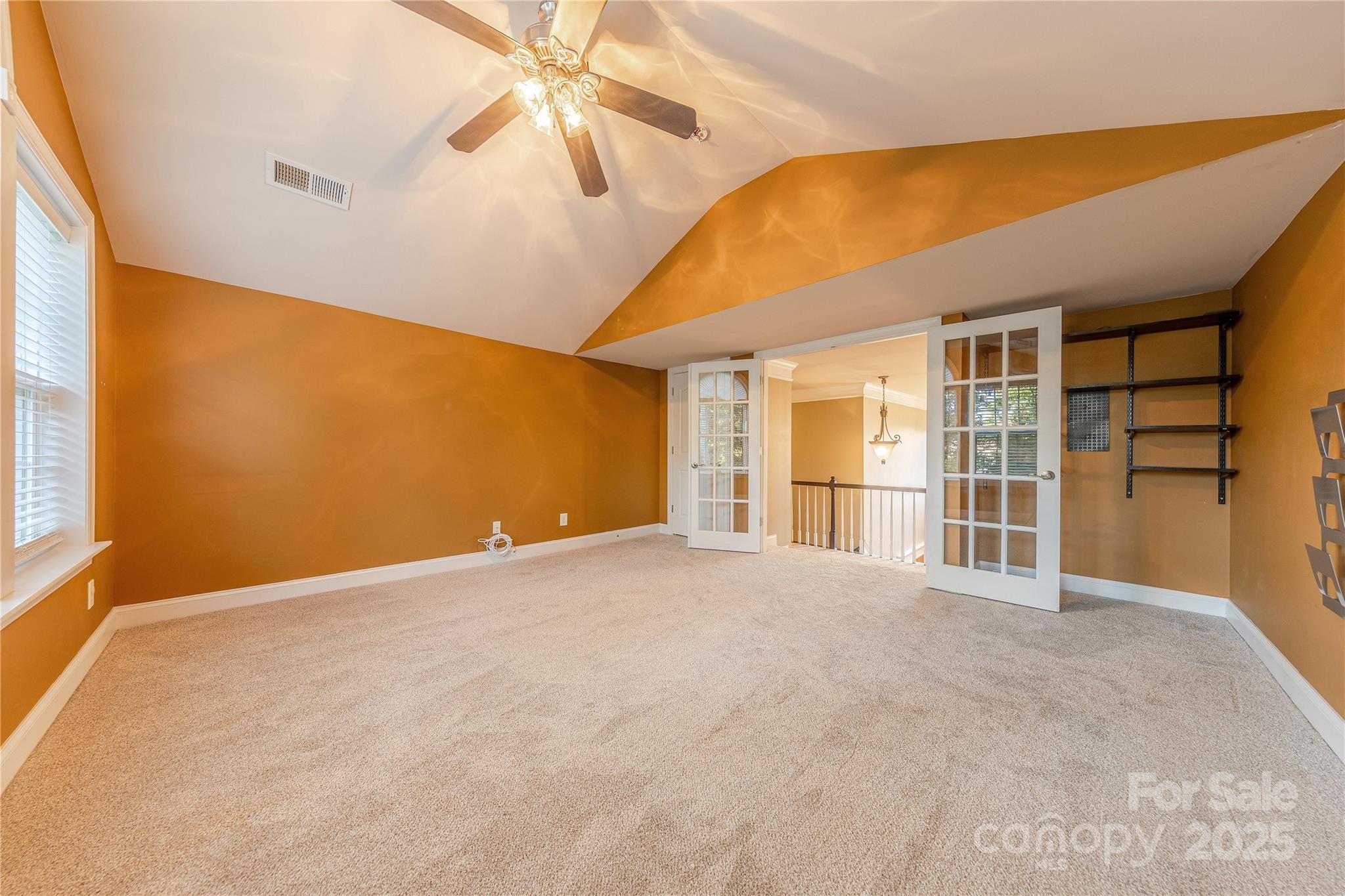 9913 Hazelview Drive