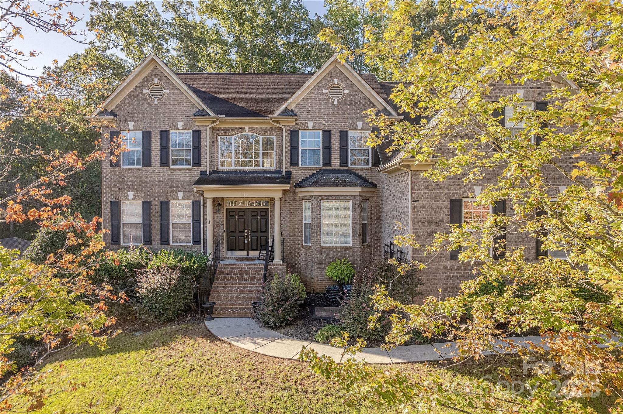 9913 Hazelview Drive