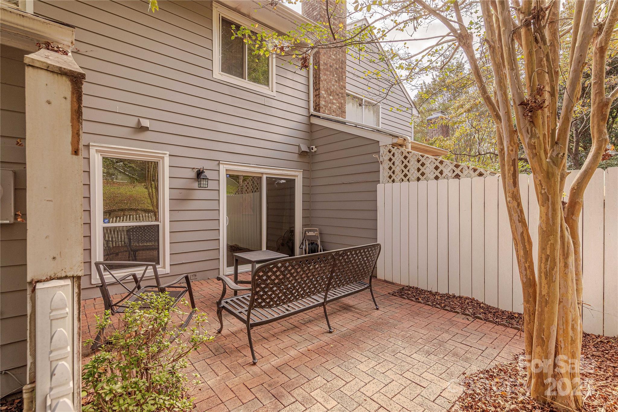 1025 Sardis Cove Drive