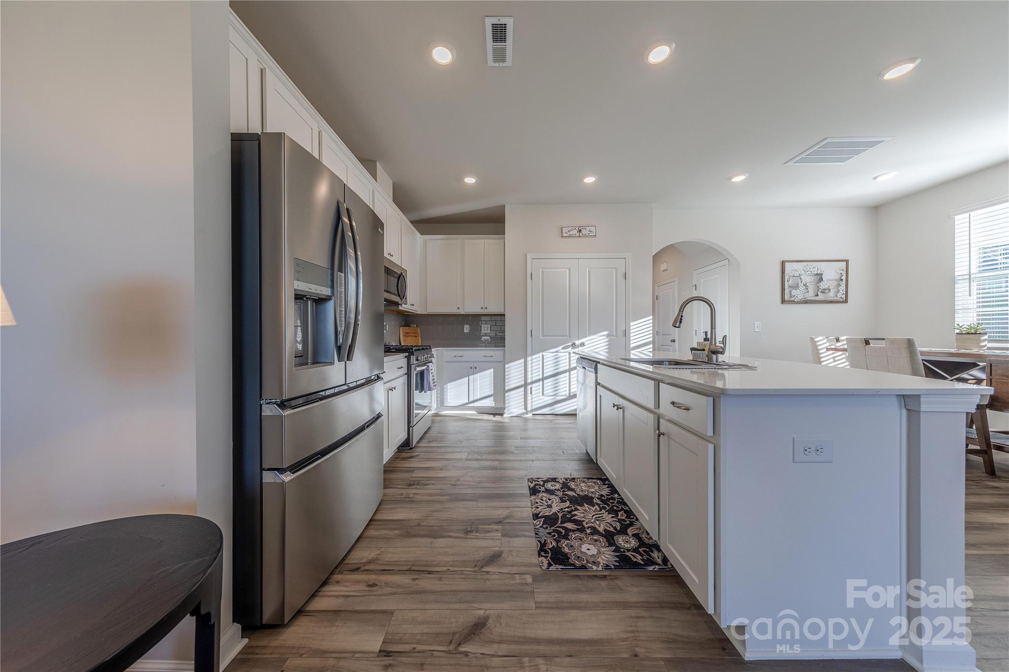 8007 Scarlet Maple Lane