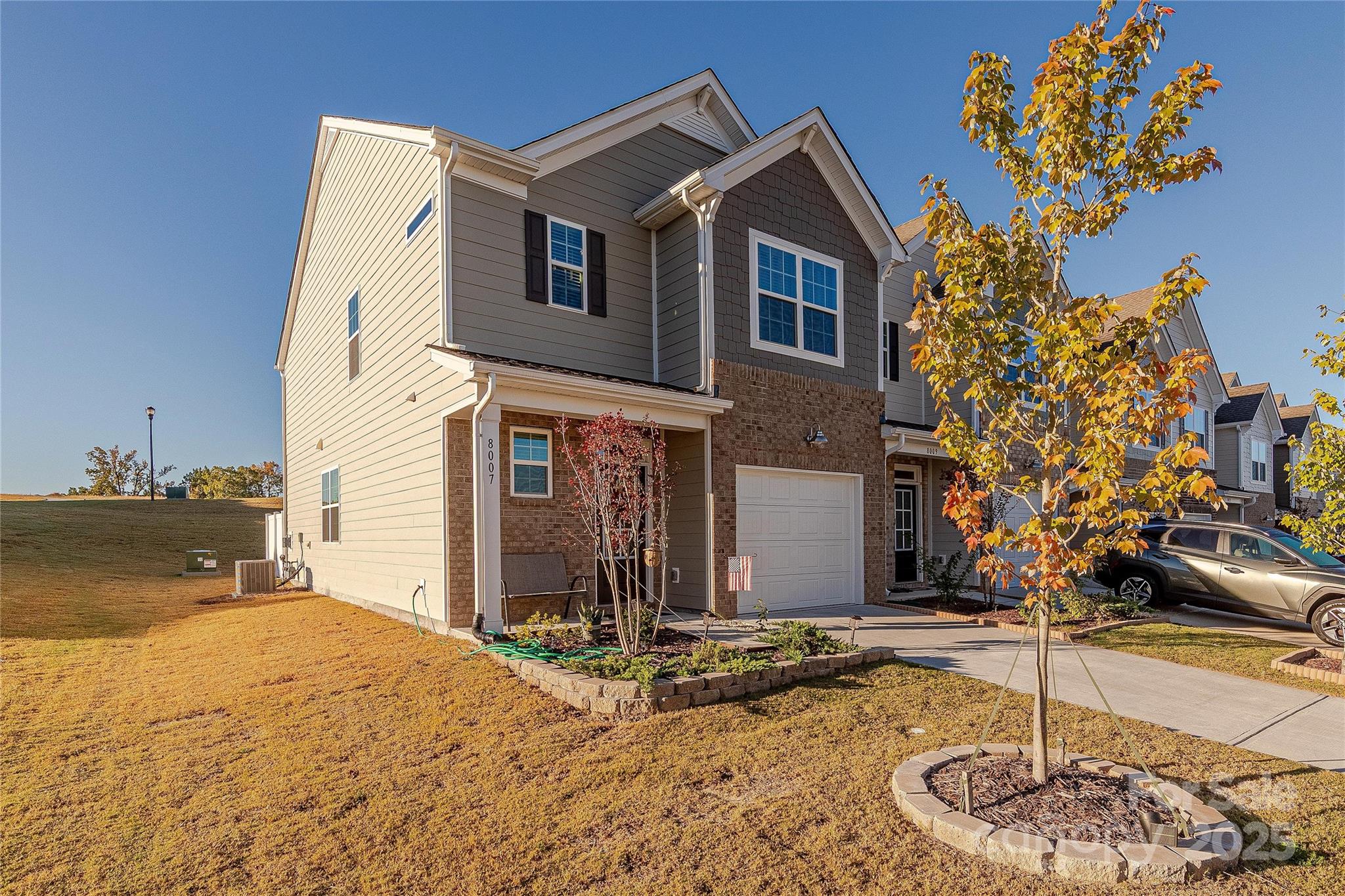 8007 Scarlet Maple Lane