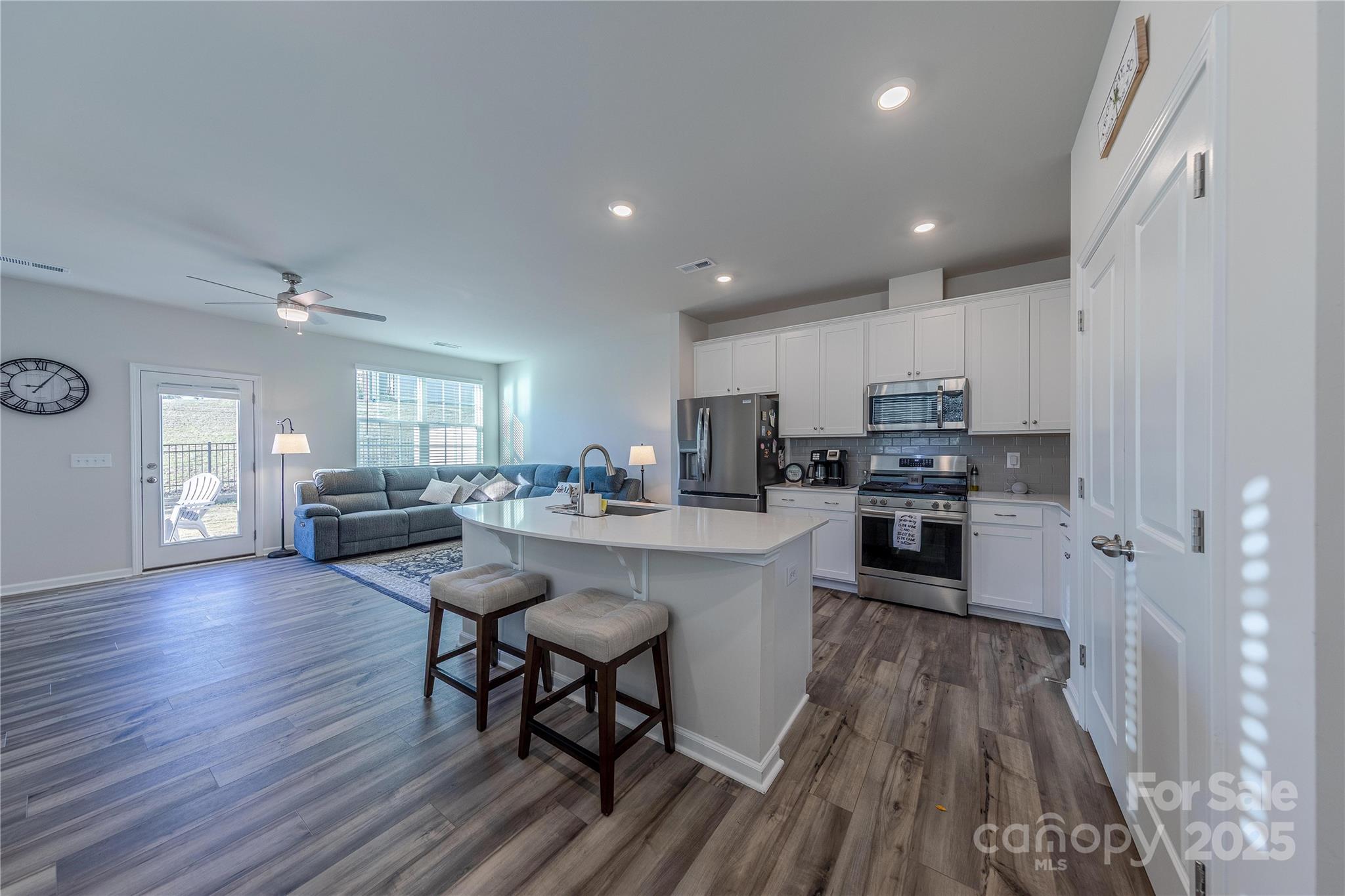 8007 Scarlet Maple Lane