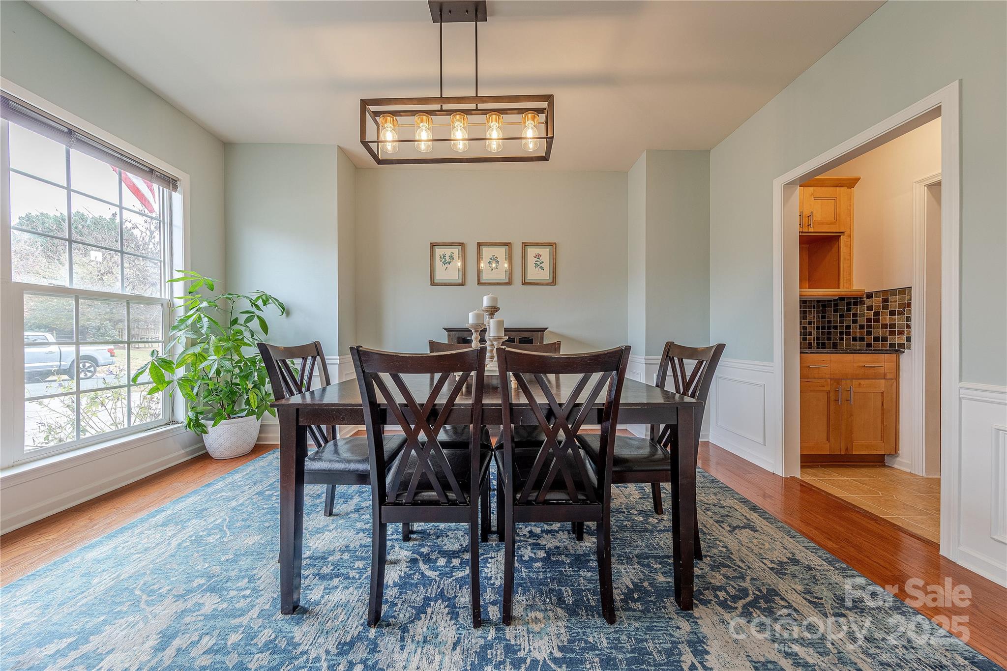 3144 Surreyhill Court