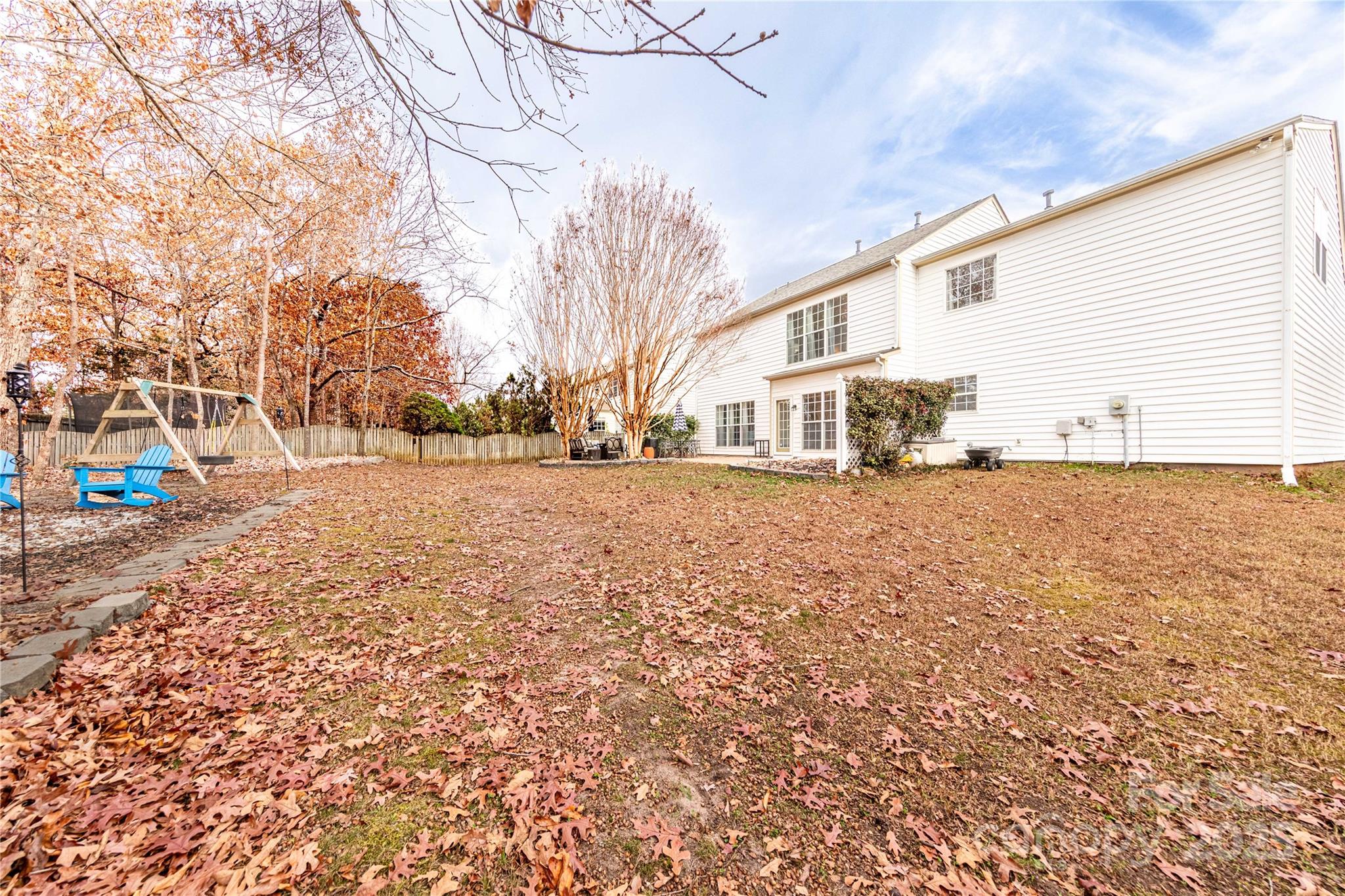 3144 Surreyhill Court