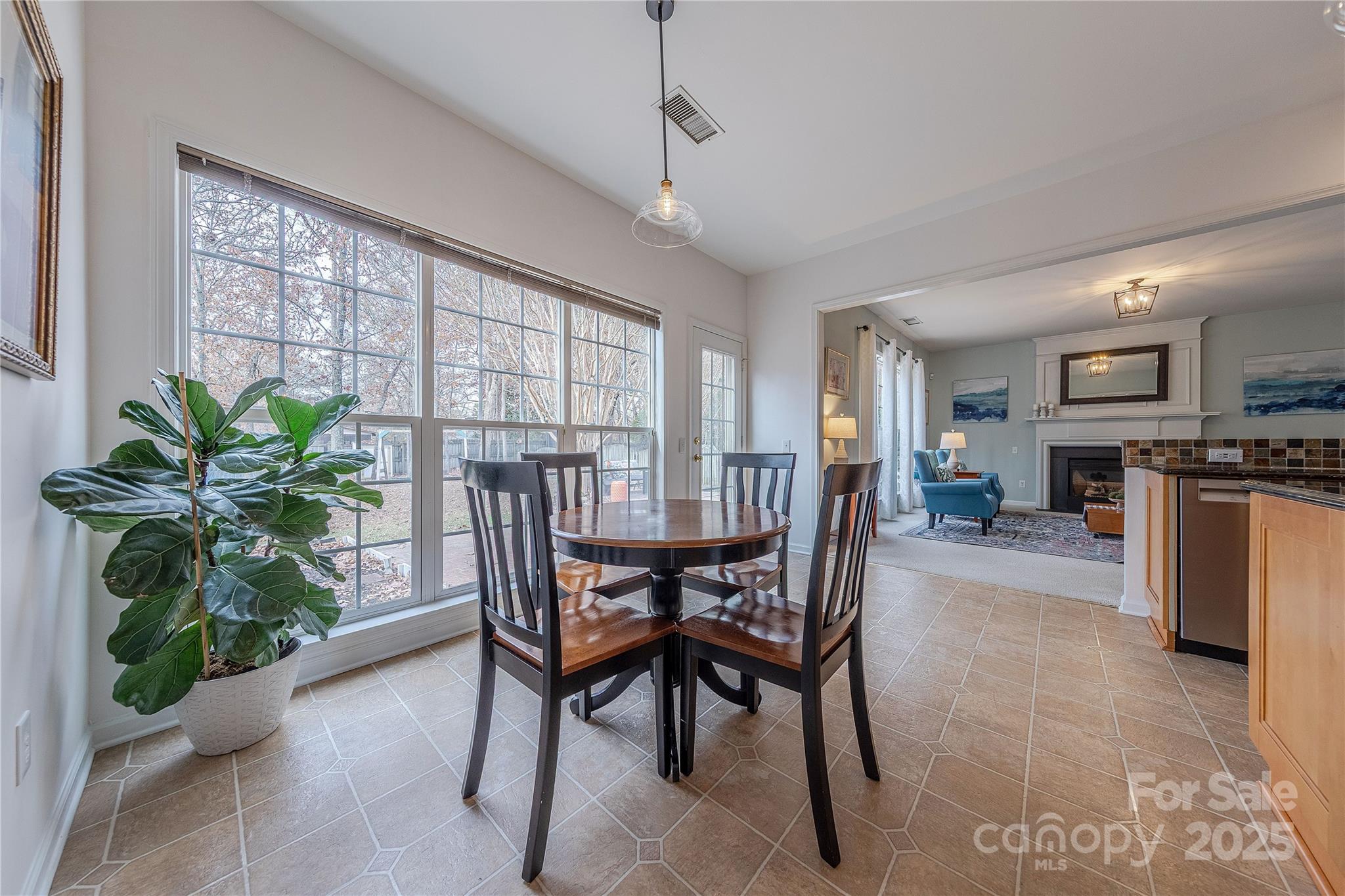 3144 Surreyhill Court