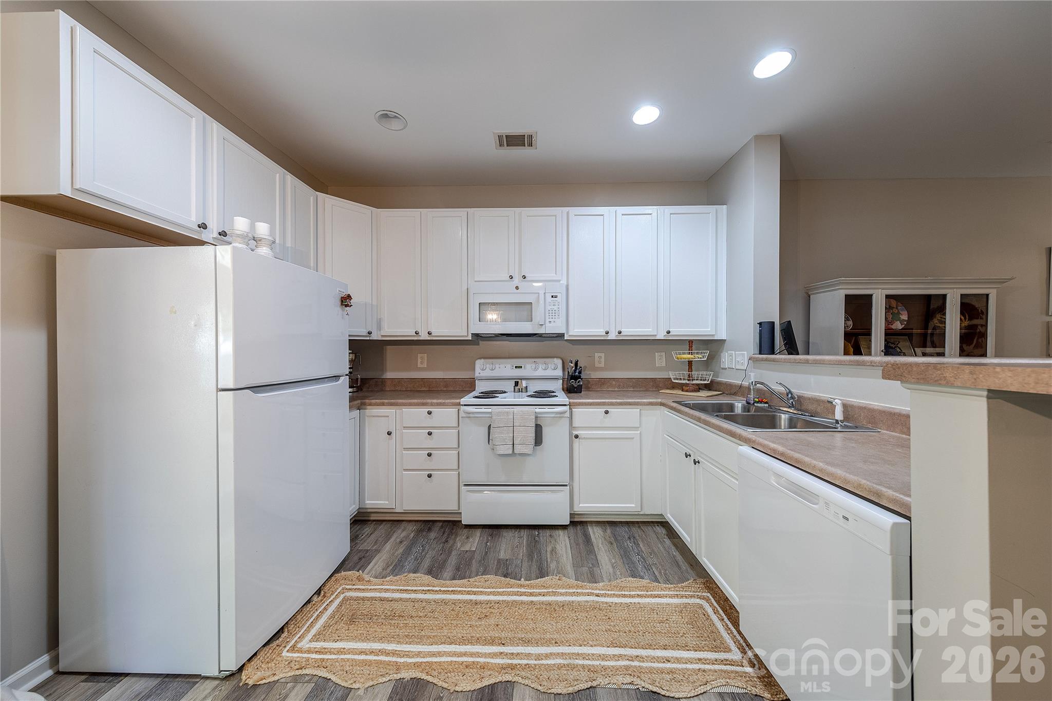 124 Clydesdale Court