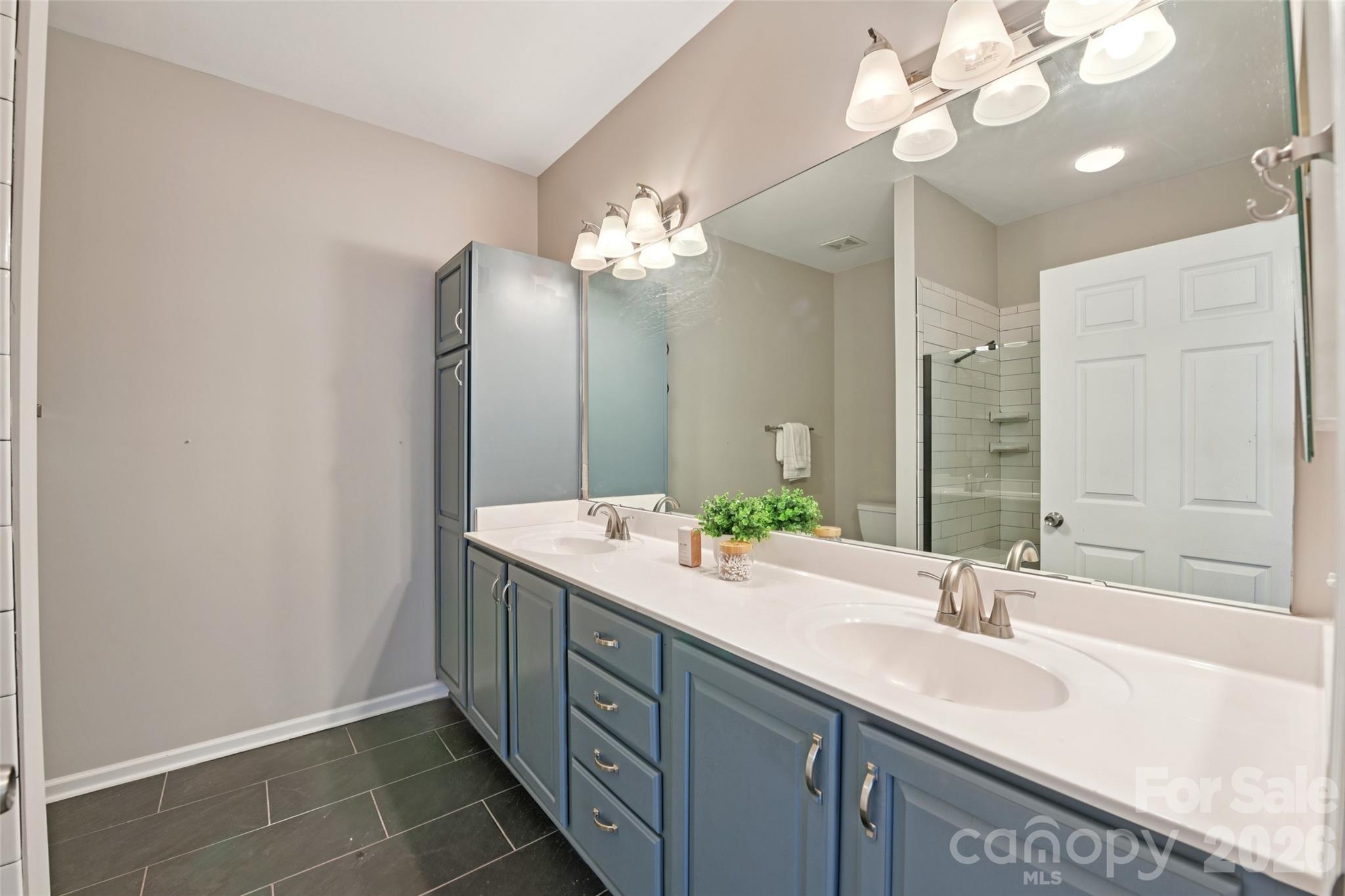 8603 Bookwalter Court