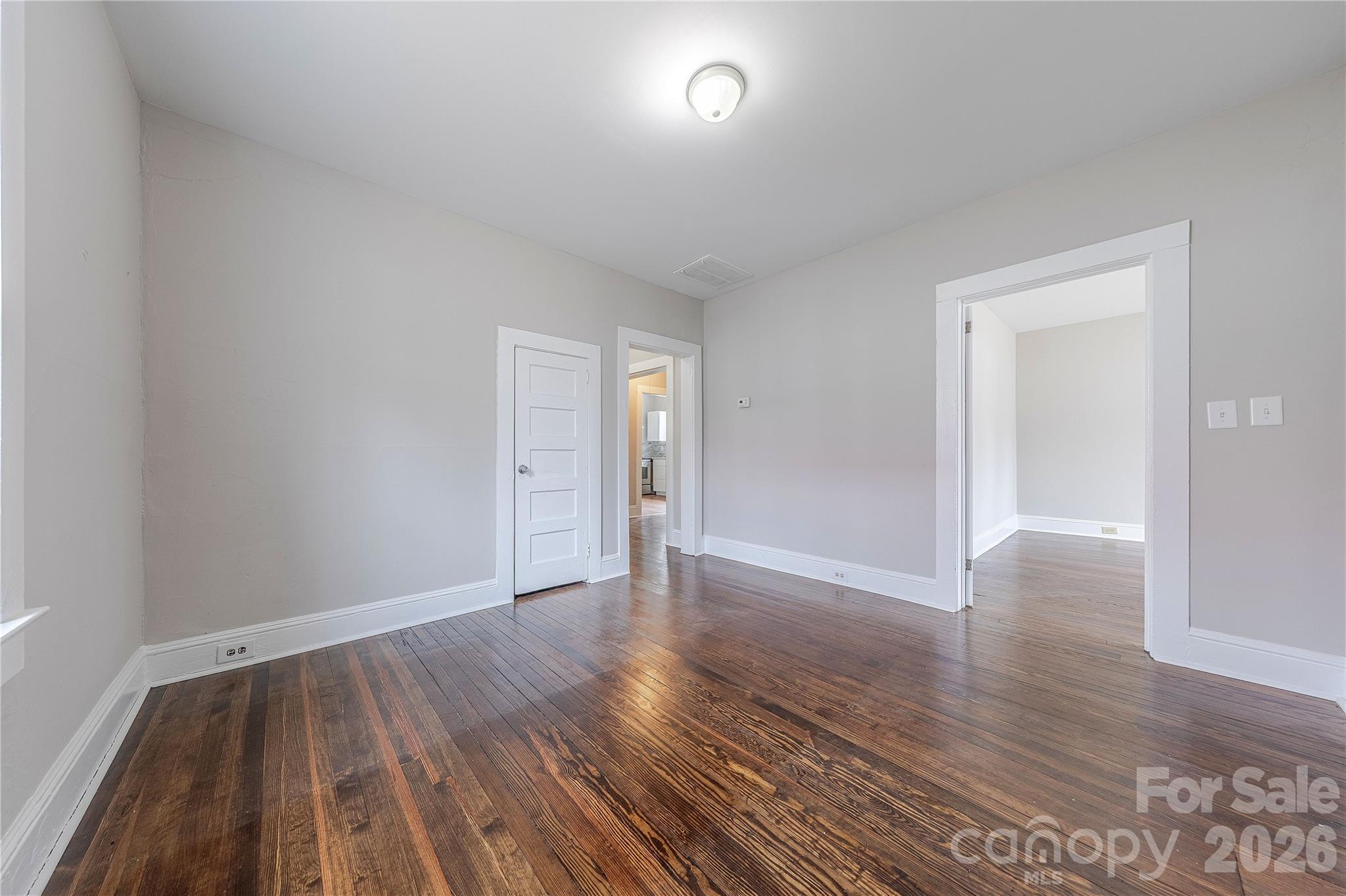 319 Martin Street