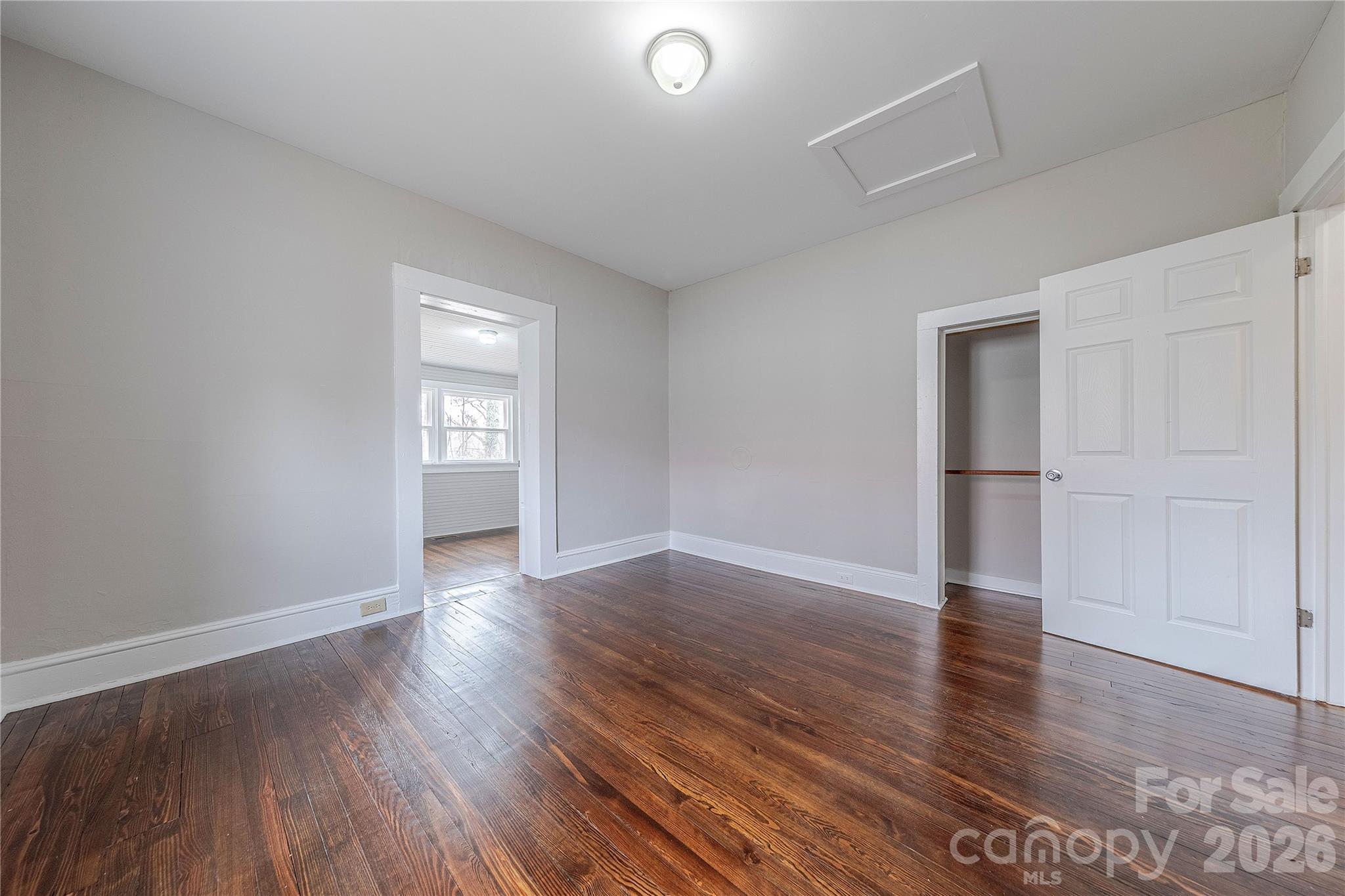 319 Martin Street