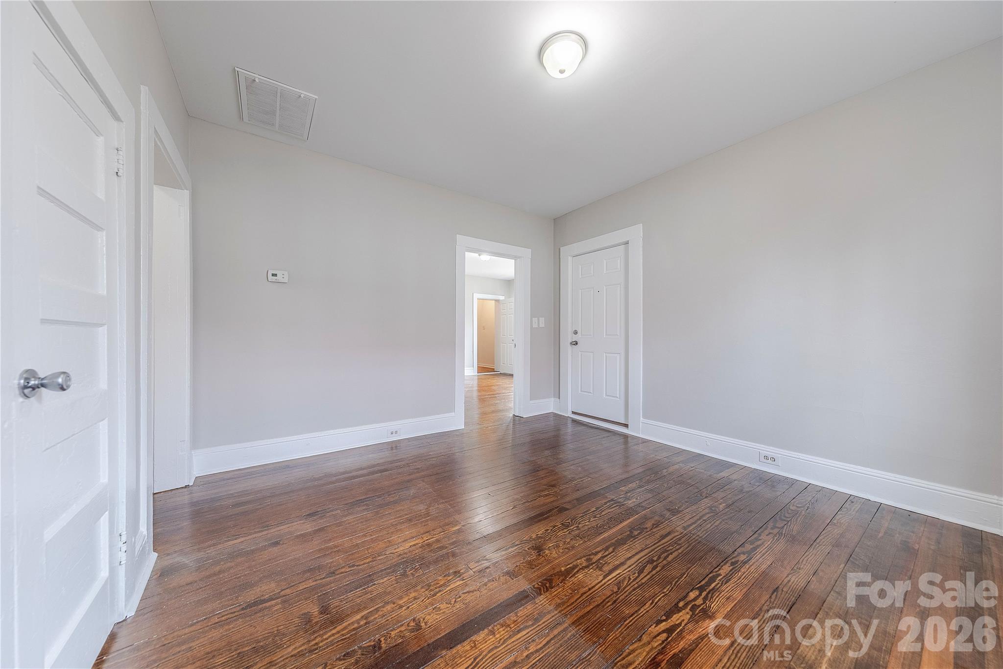 319 Martin Street
