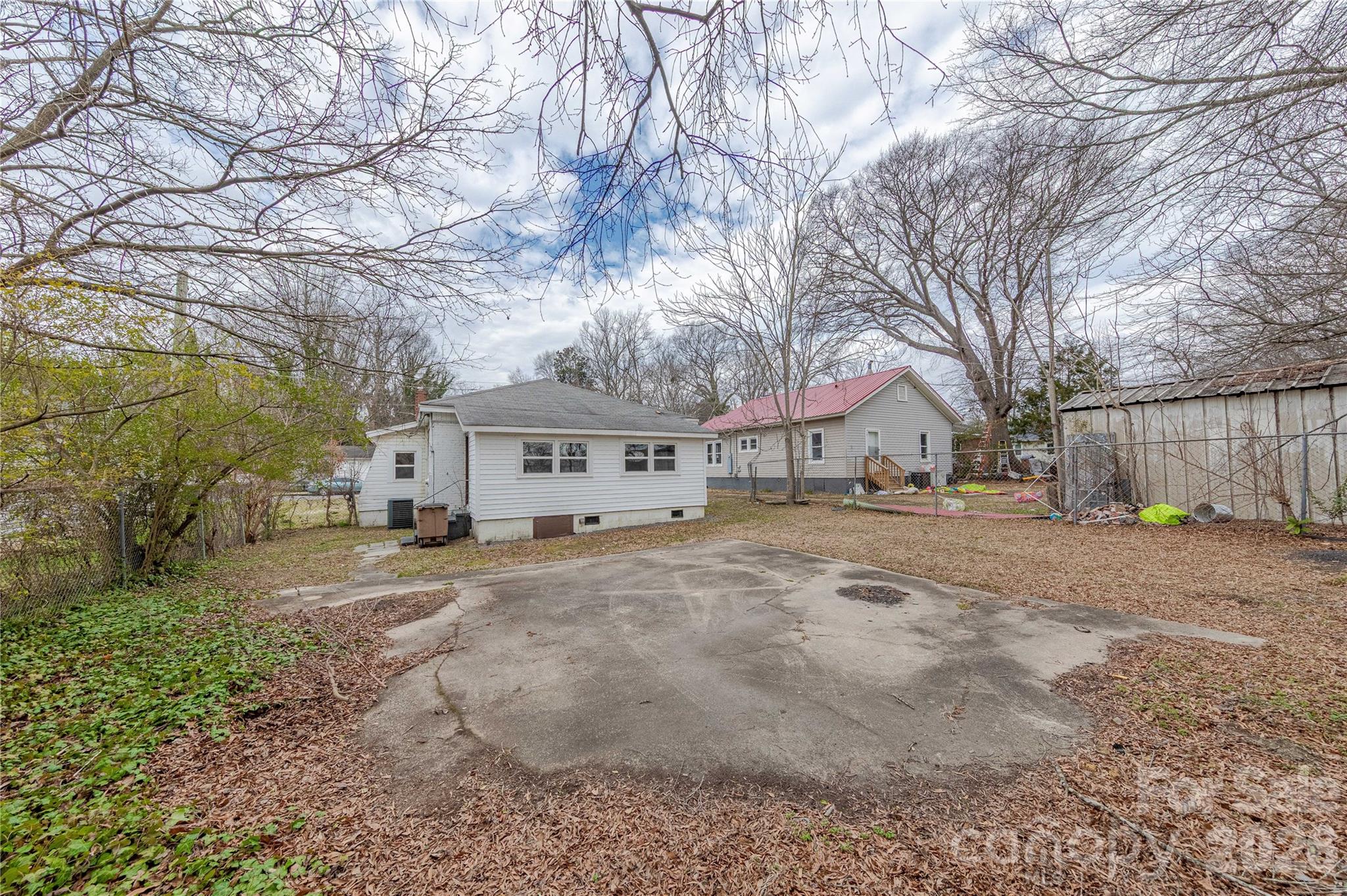 319 Martin Street