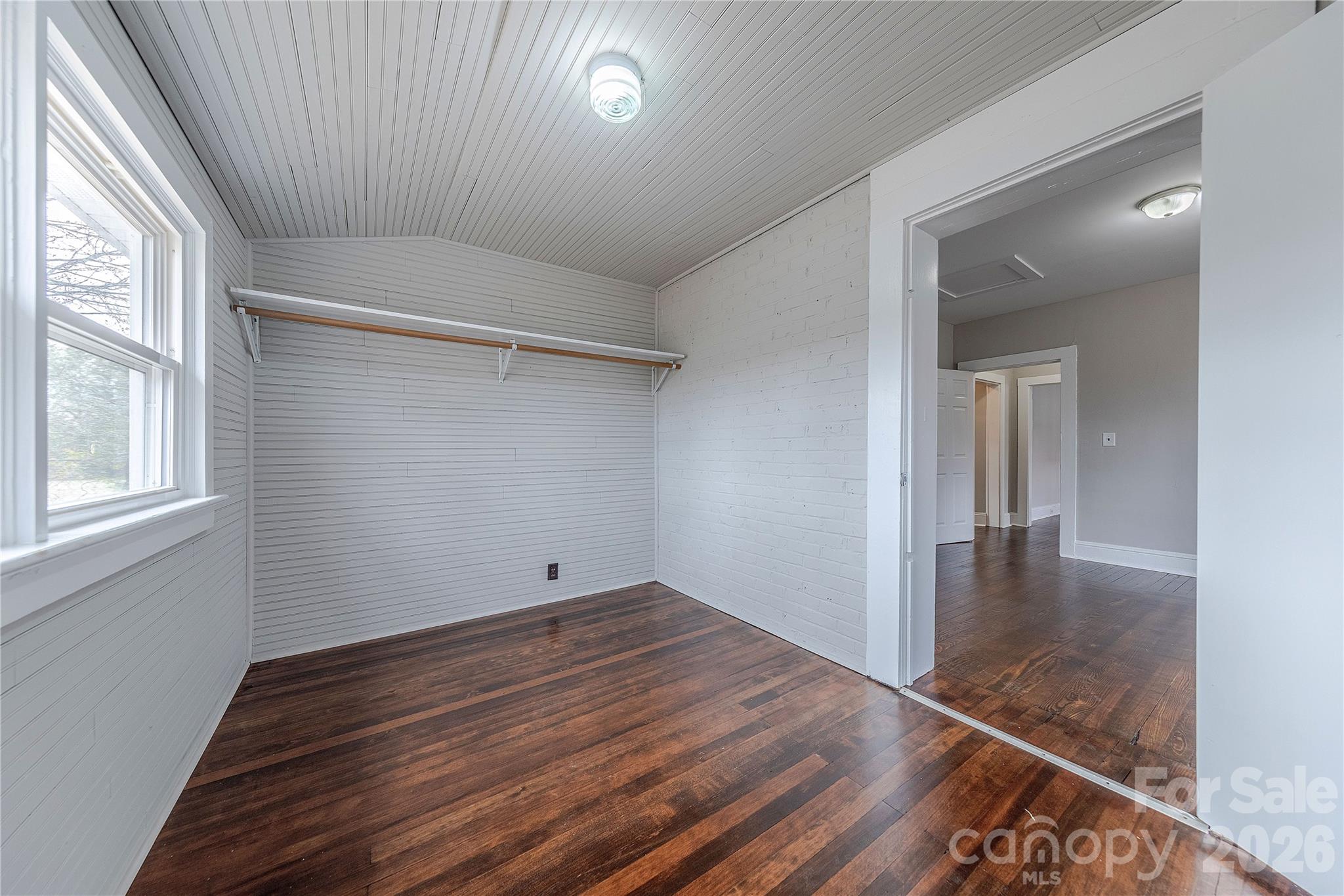 319 Martin Street