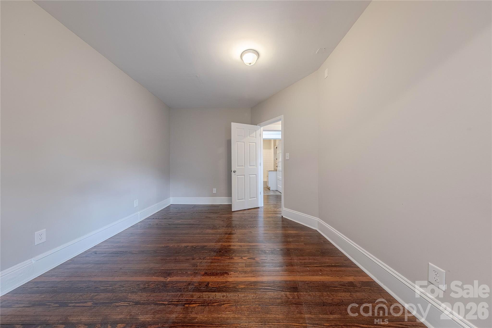 319 Martin Street