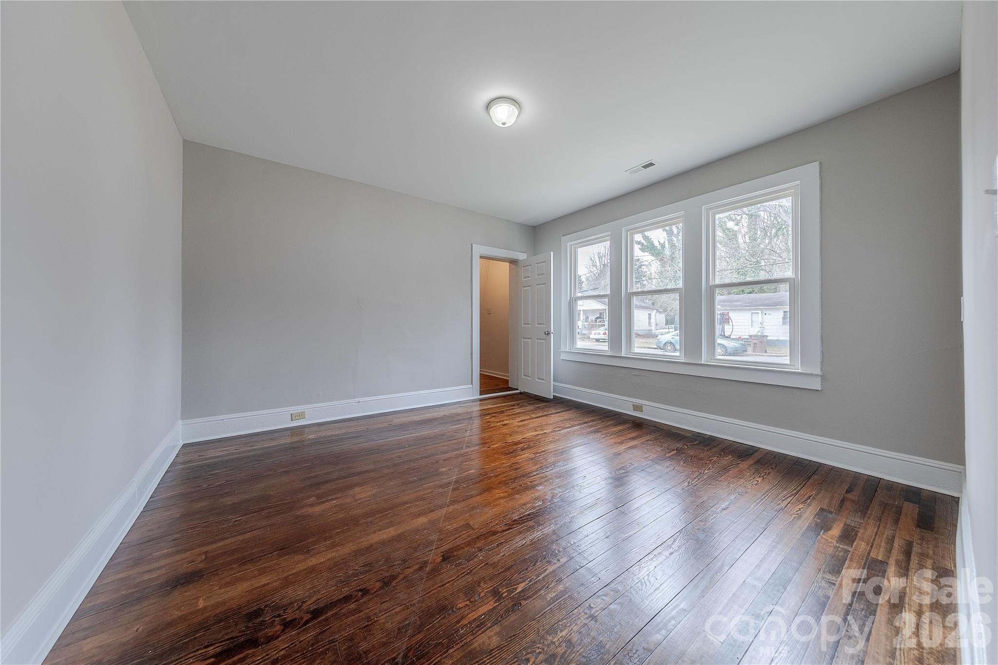 319 Martin Street