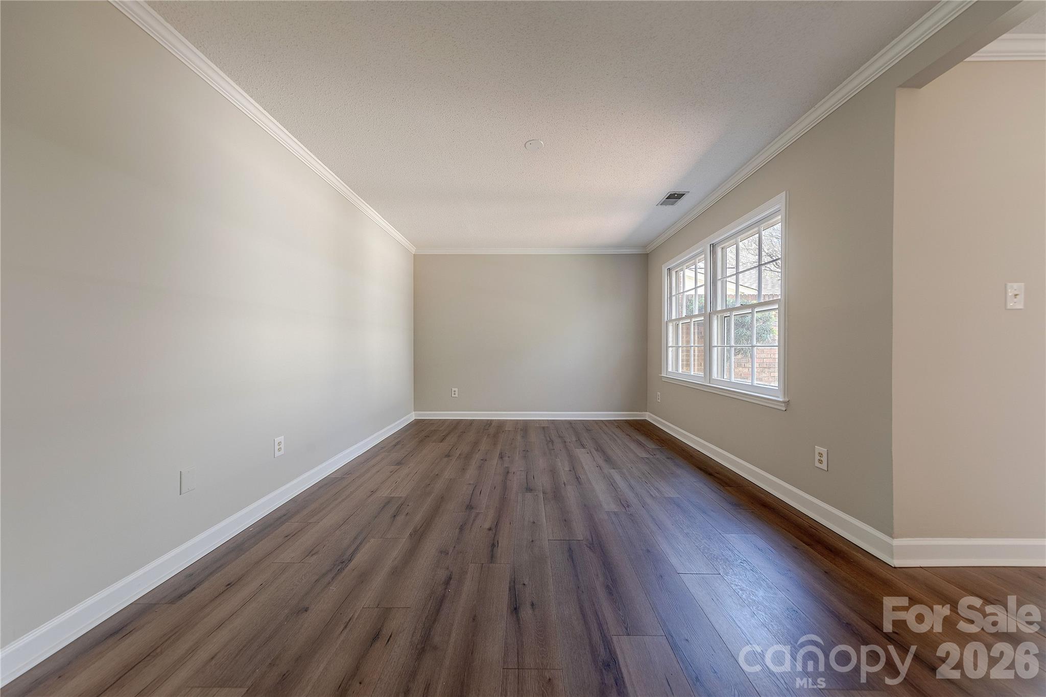 2401 Quail Lake Drive