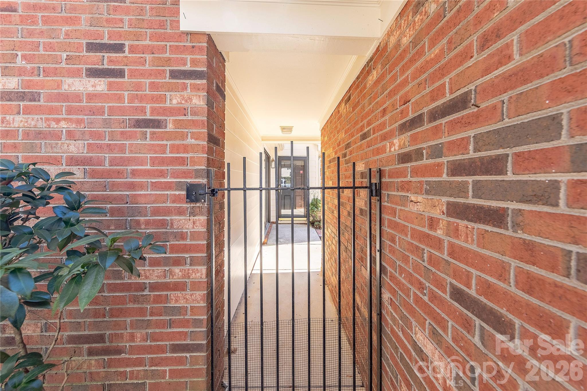 2401 Quail Lake Drive