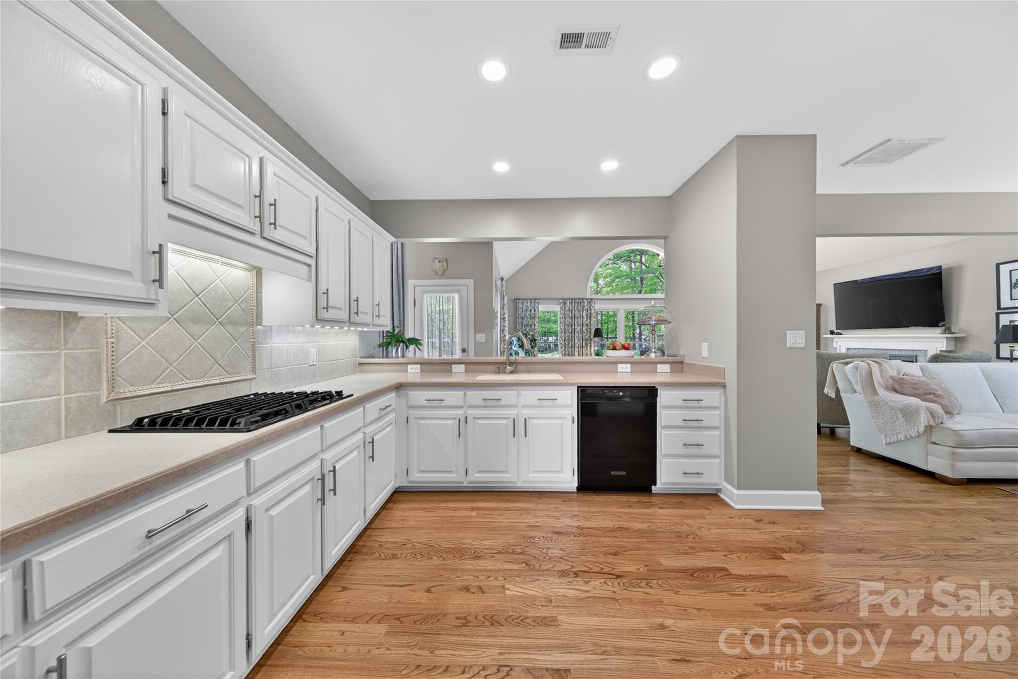 3336 Colvard Park Way