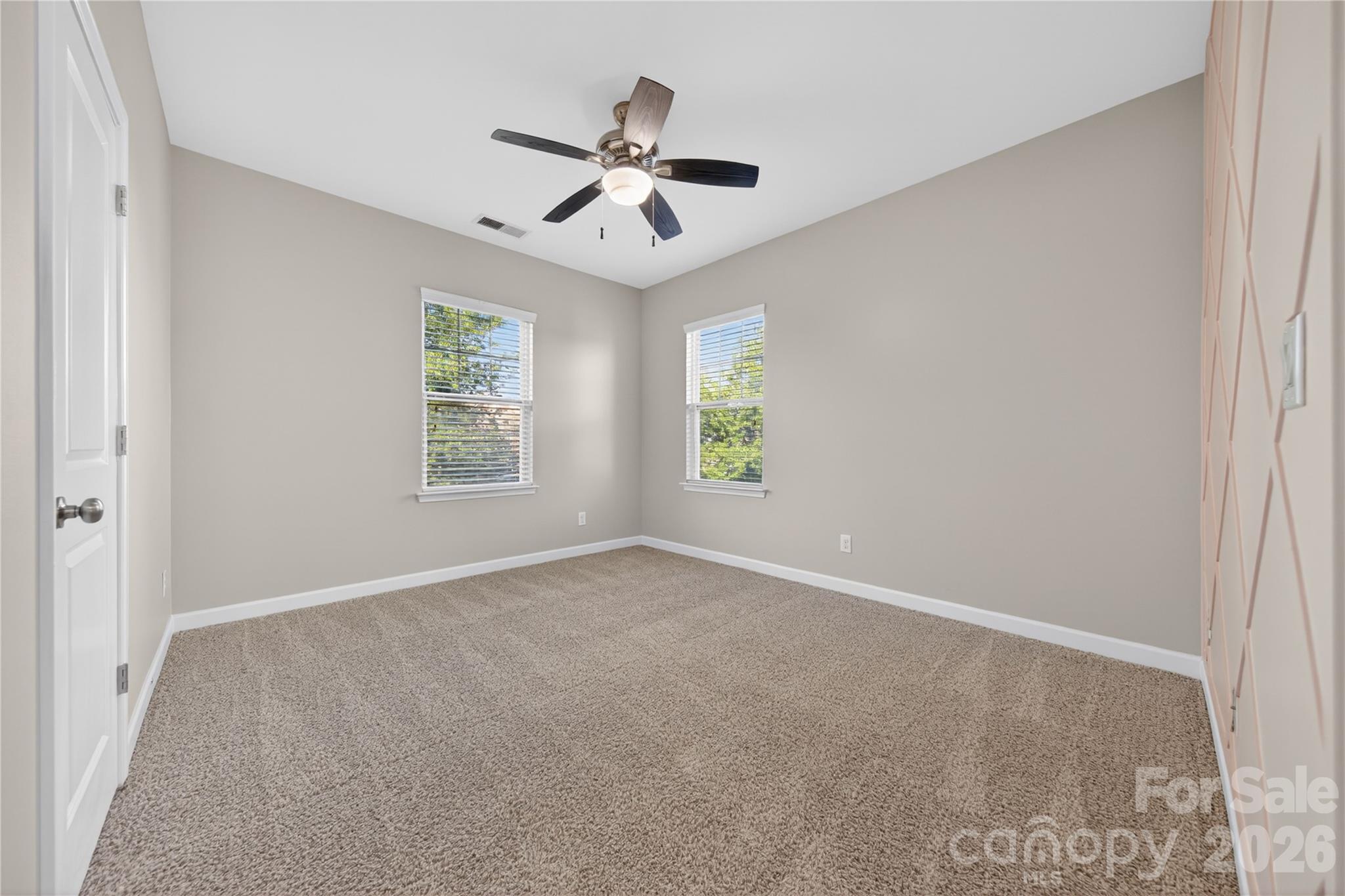 5220 Meadowcroft Way