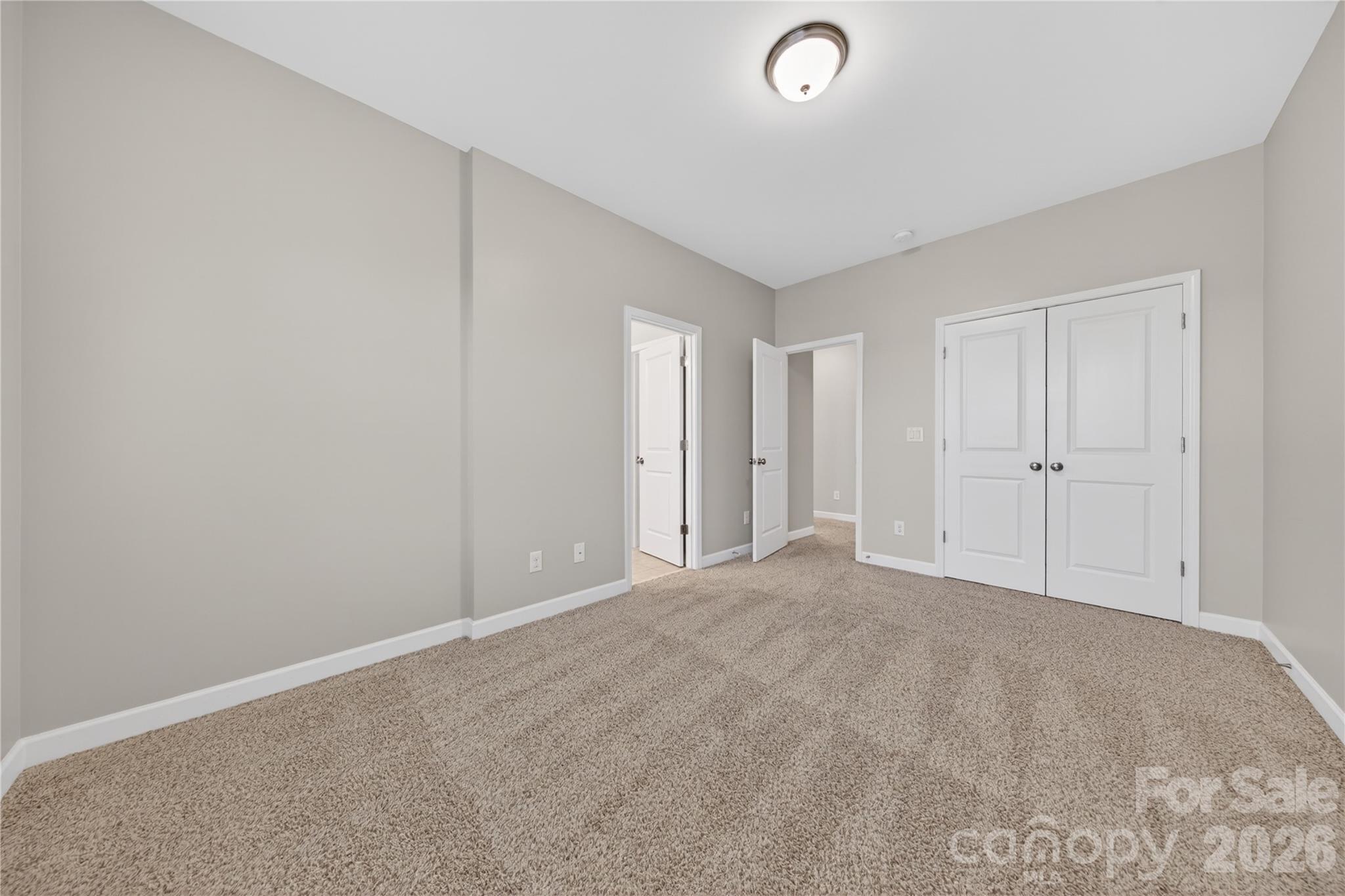 5220 Meadowcroft Way