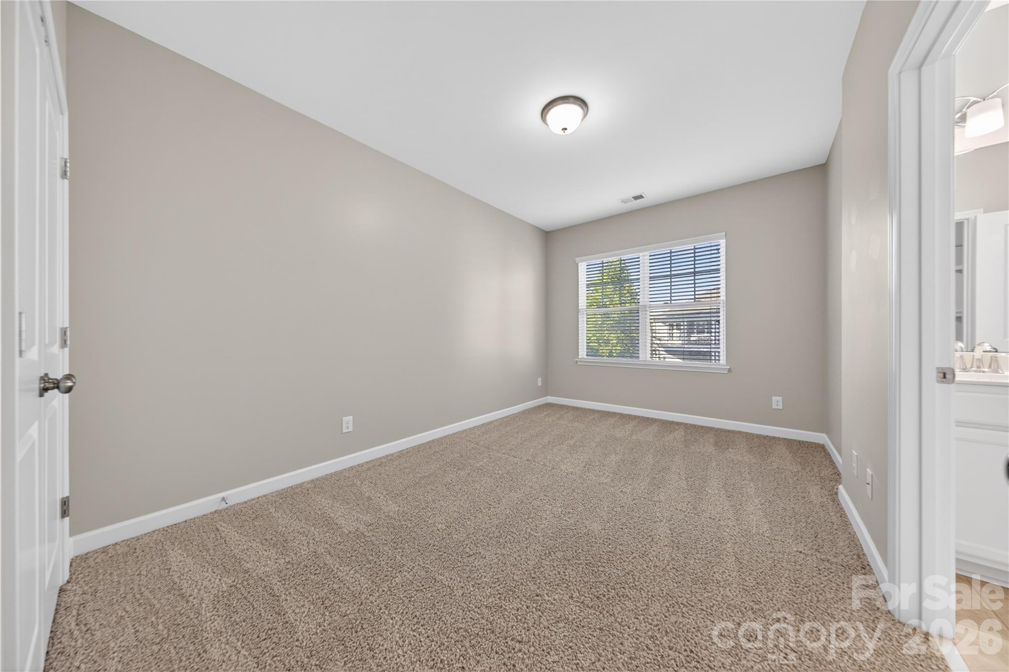 5220 Meadowcroft Way