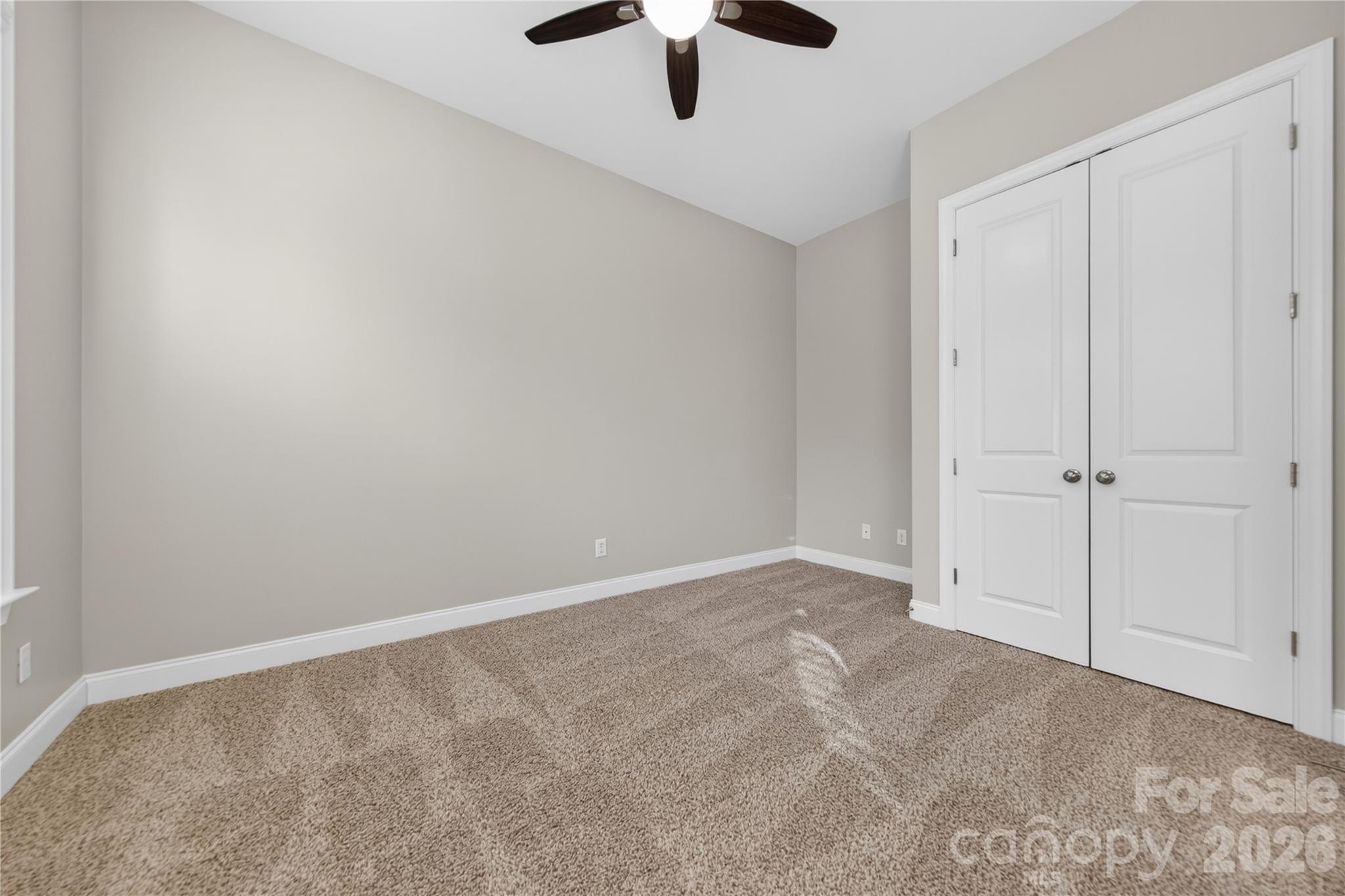 5220 Meadowcroft Way