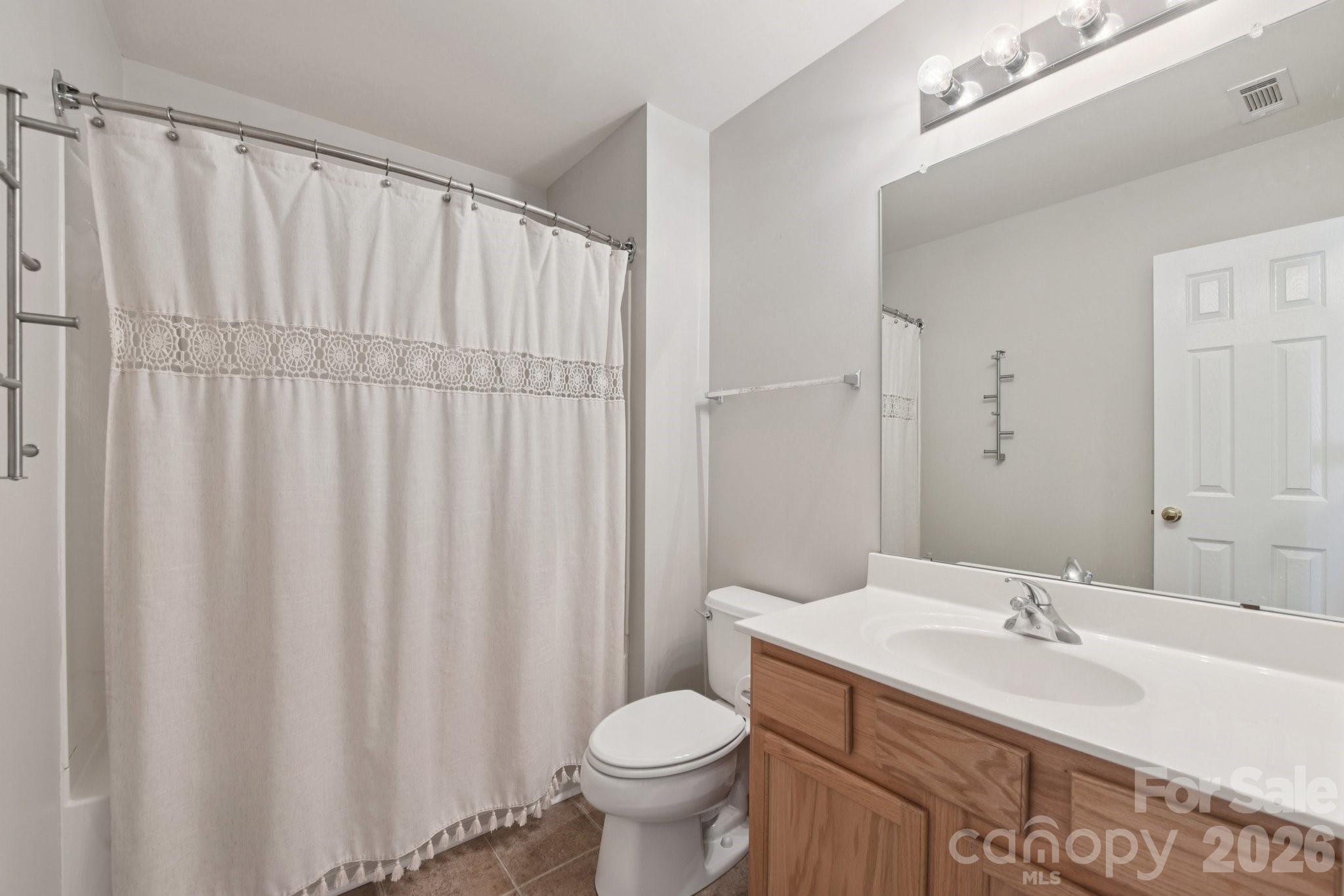 124 Clydesdale Court