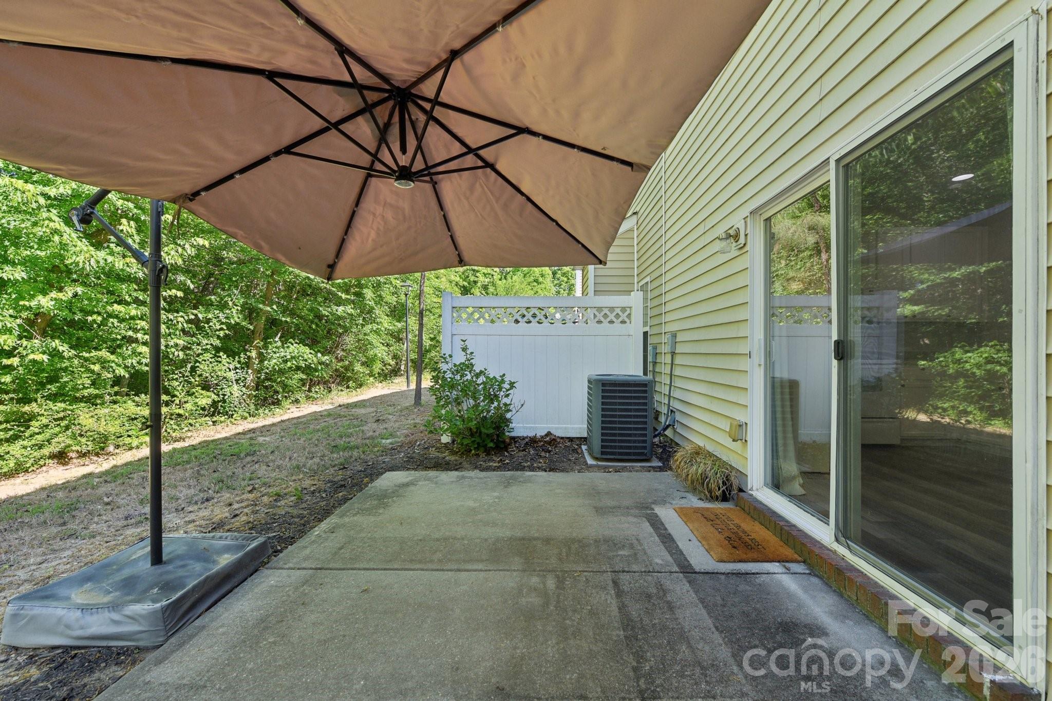 124 Clydesdale Court