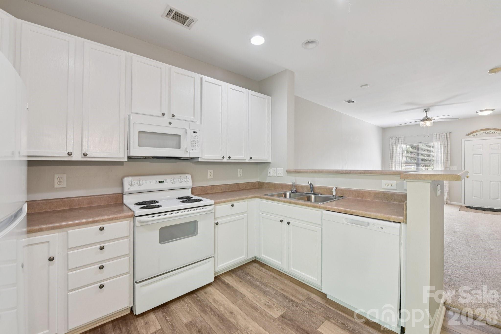 124 Clydesdale Court