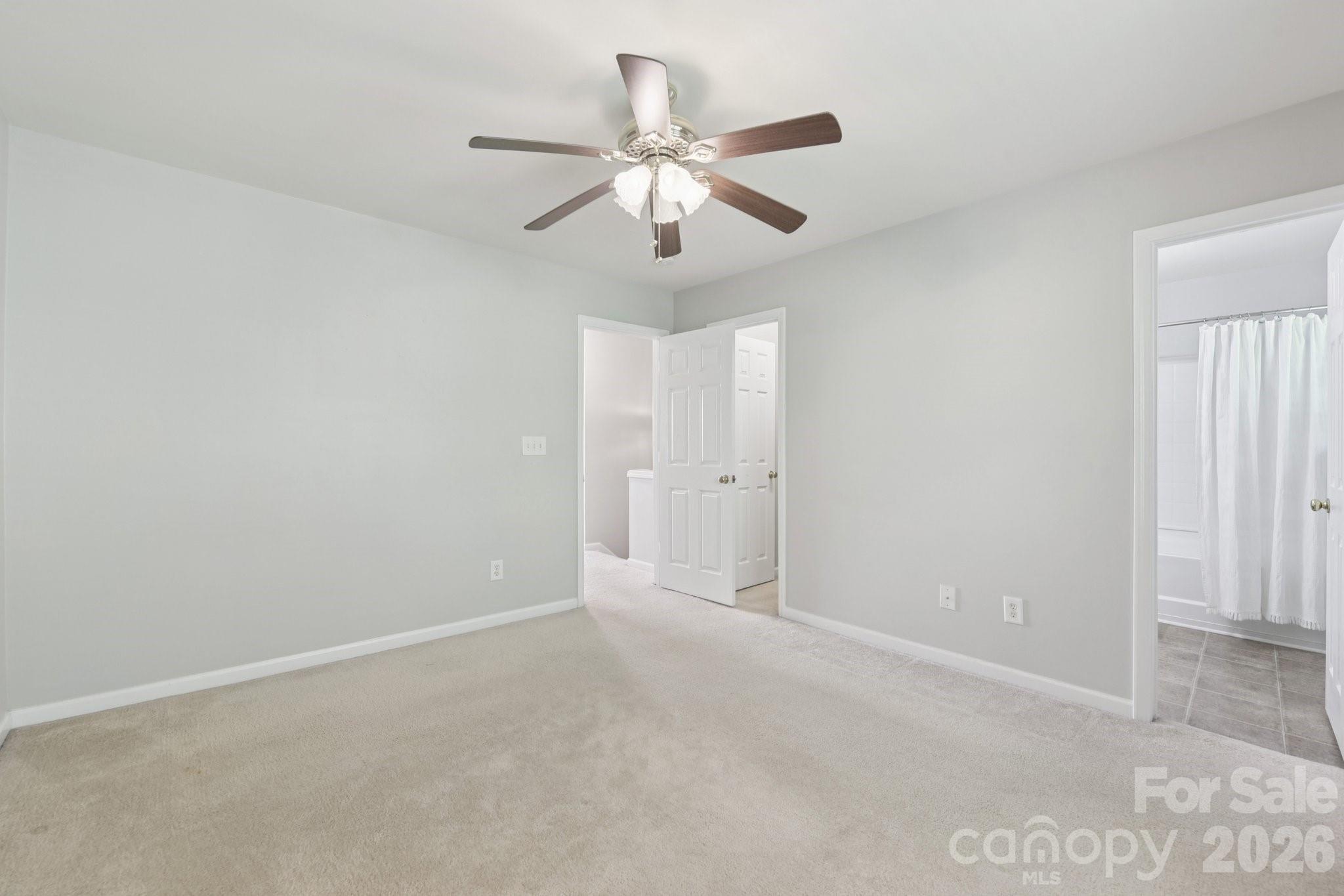 124 Clydesdale Court