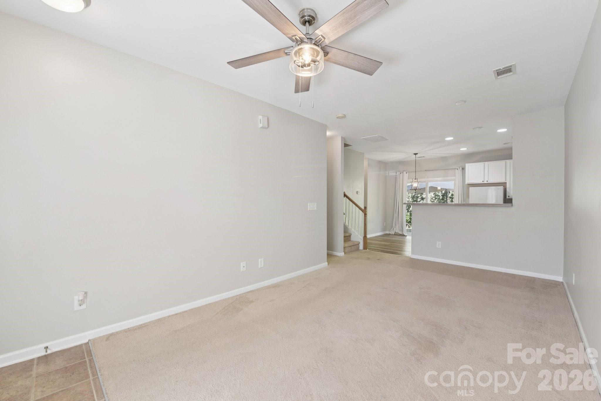 124 Clydesdale Court