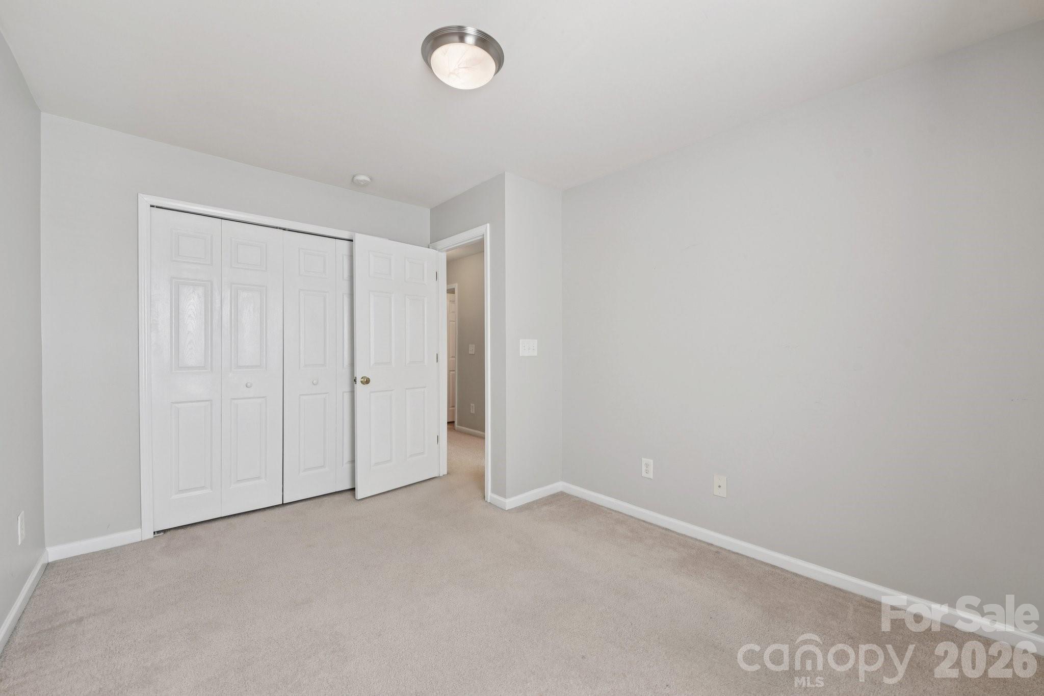 124 Clydesdale Court