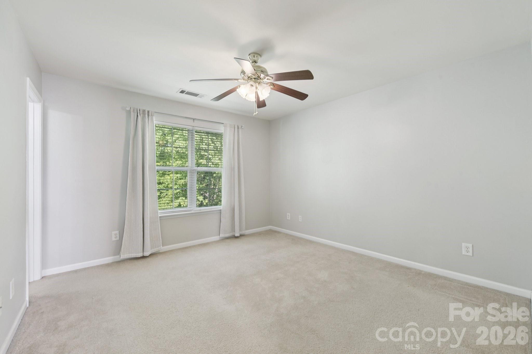 124 Clydesdale Court