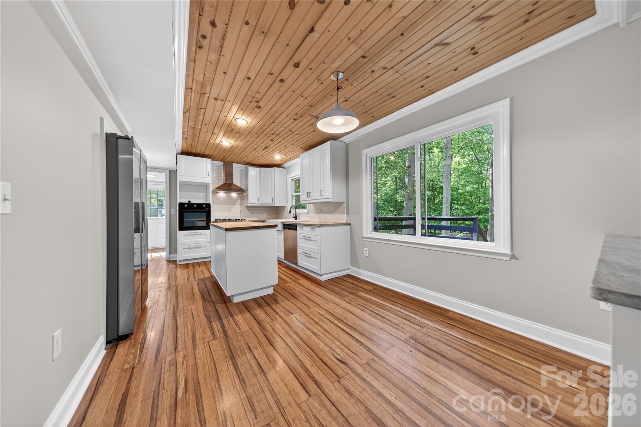 7942 Surreywood Place