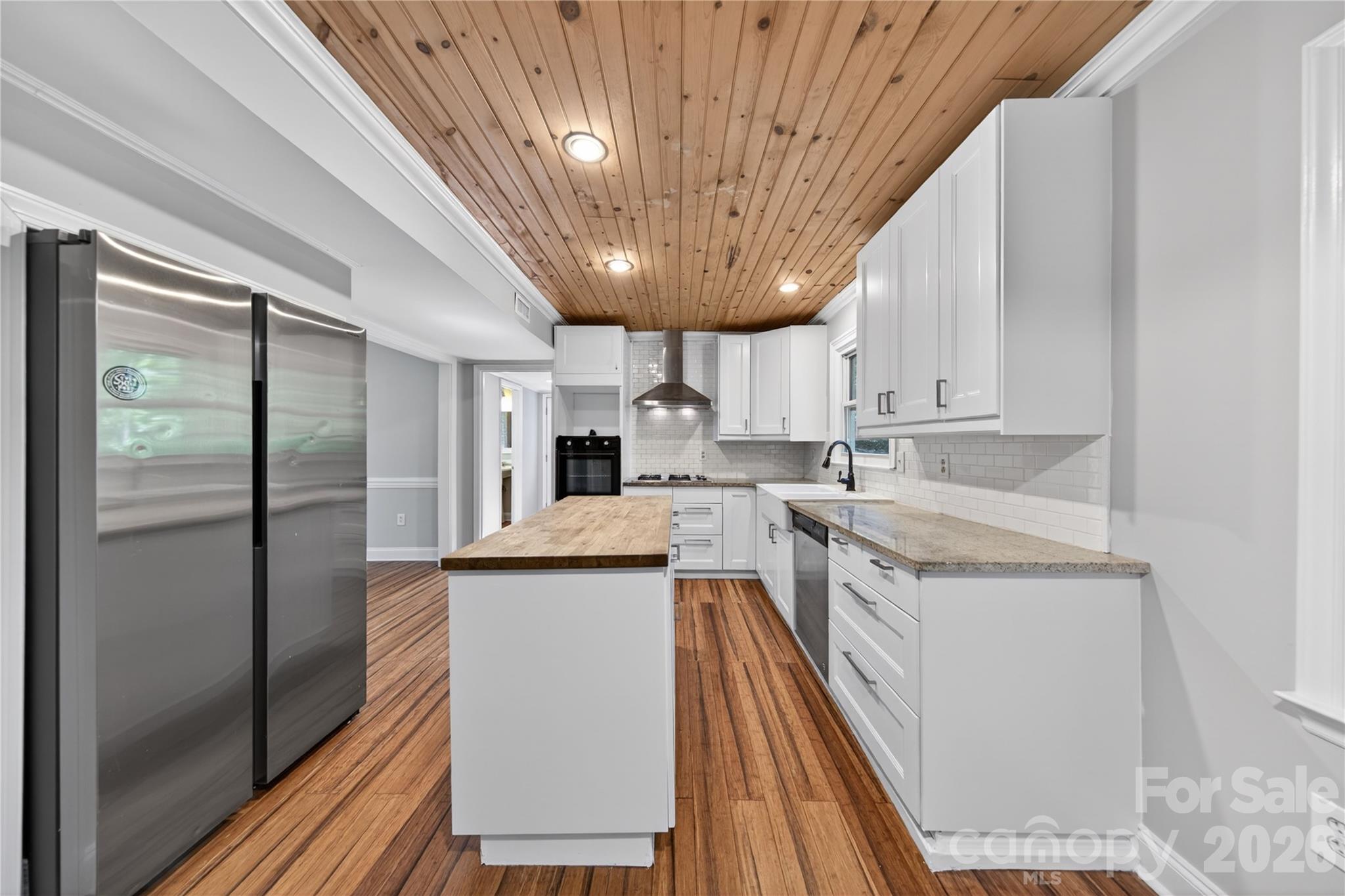 7942 Surreywood Place