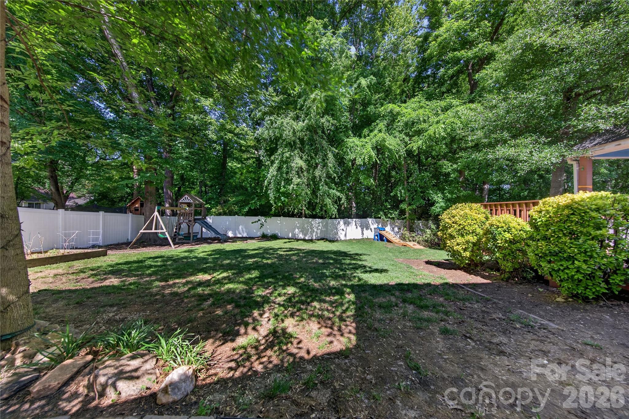 3910 Longwood Drive SW