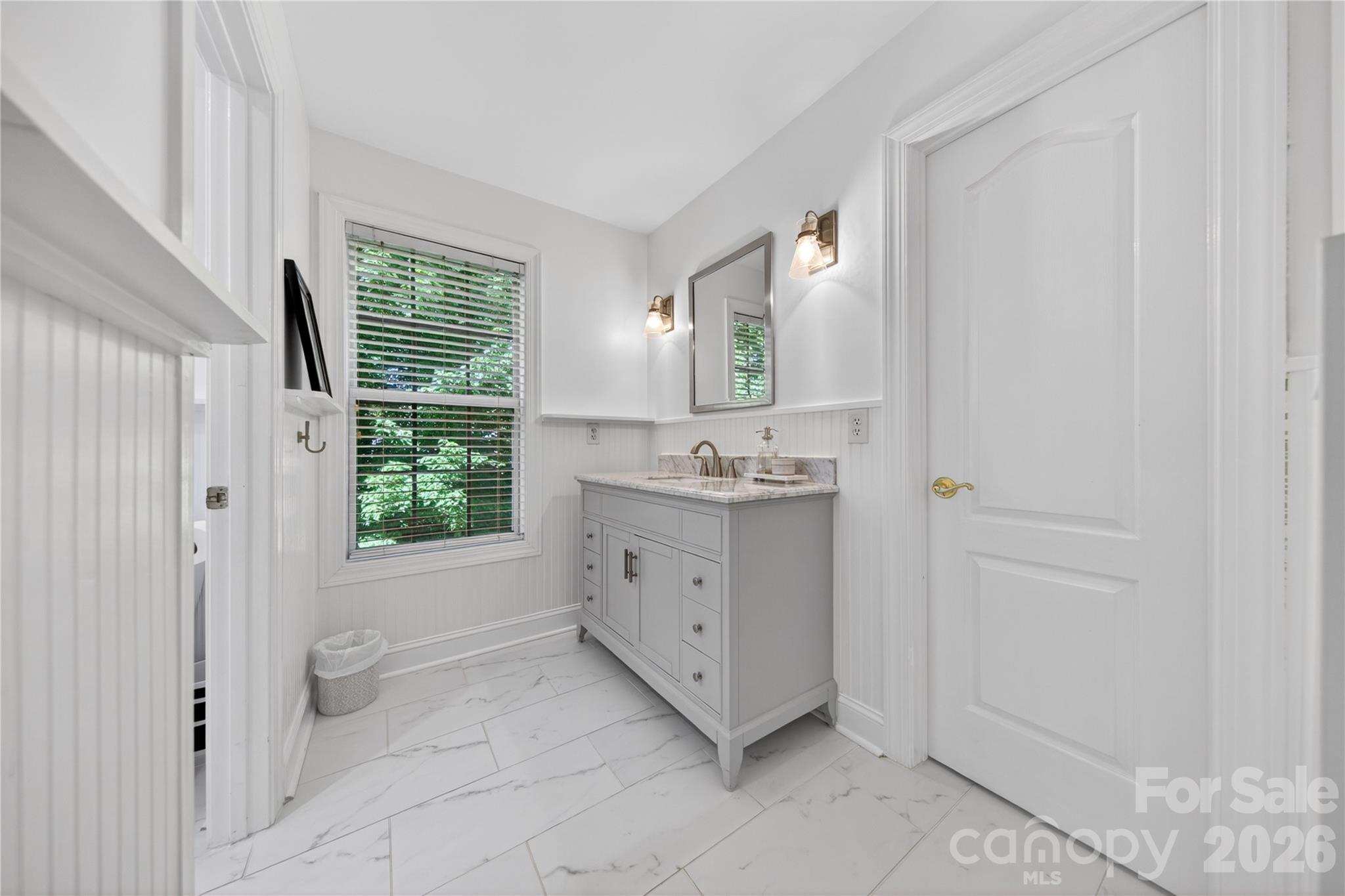 9024 Bonnie Briar Circle