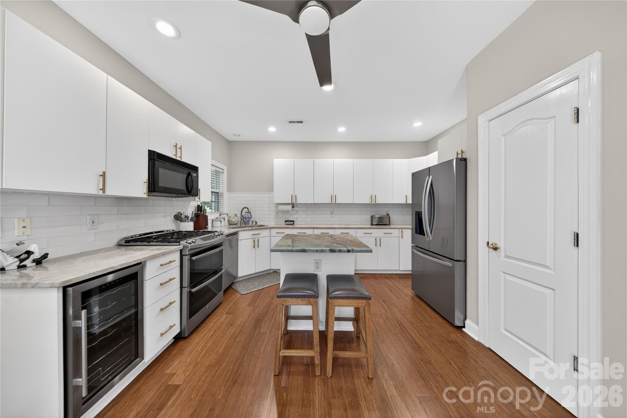 9024 Bonnie Briar Circle